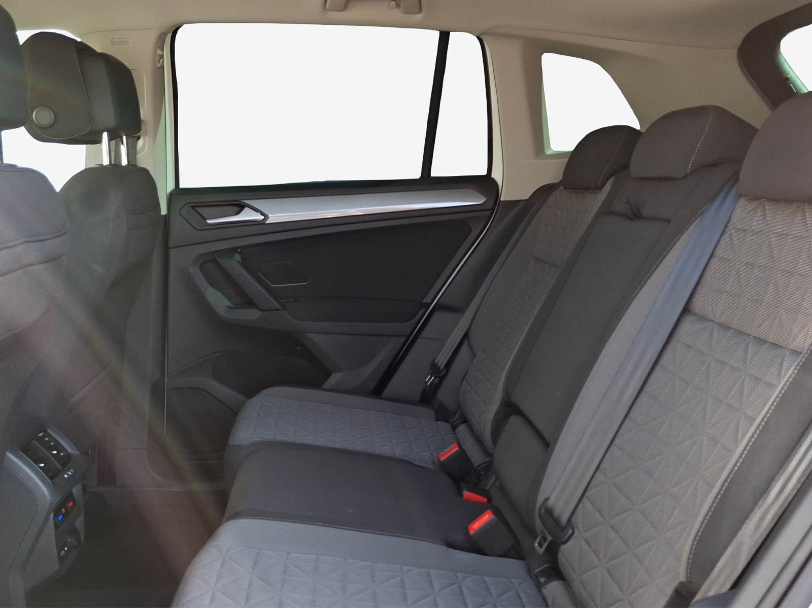 VW Tiguan 1.5TSI Evo Life DSG-image-11