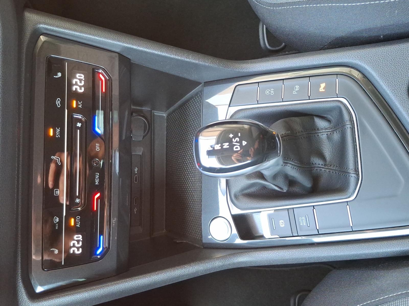 VW Tiguan 1.5TSI Evo Life DSG-image-15