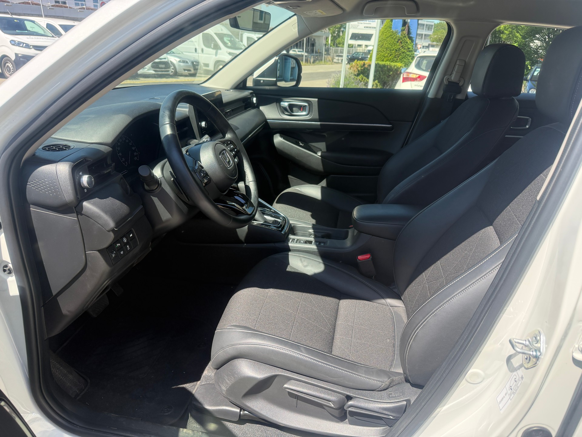 HONDA HR-V 1.5i-MMD Advance Style CVT-image-11