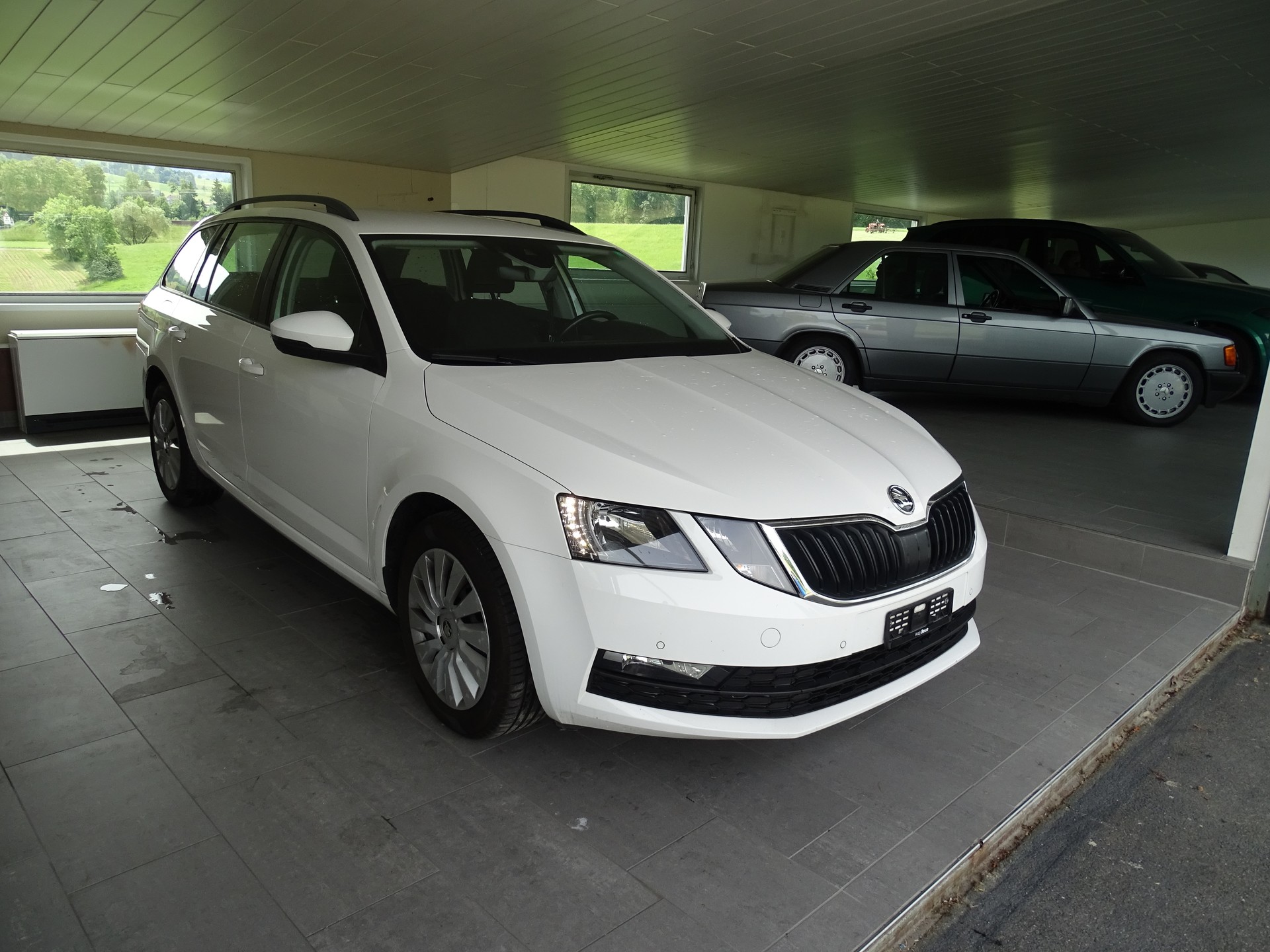 SKODA Octavia Combi 1.5 TSI Soleil DSG-image-1