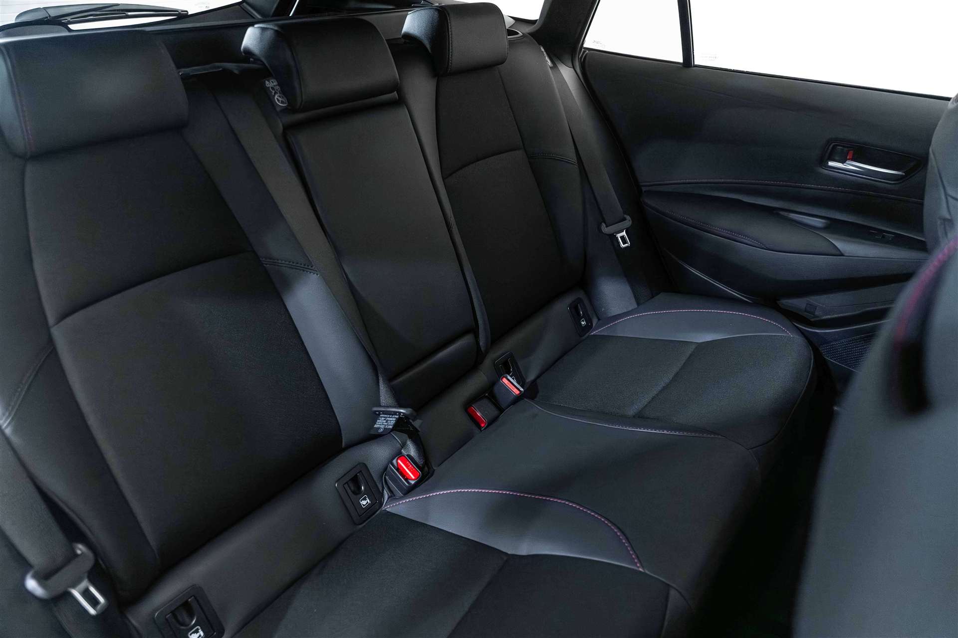 TOYOTA Corolla Touring Sports 2.0 HSD GR Sport e-CVT Automat-image-13