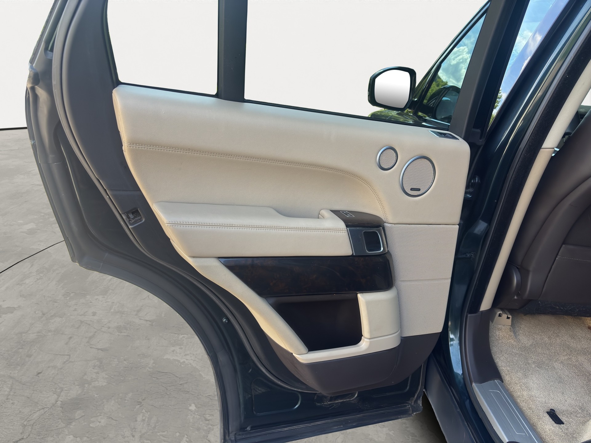 LAND ROVER Range Rover 3.0 TDV6 Vogue Automatic-image-19