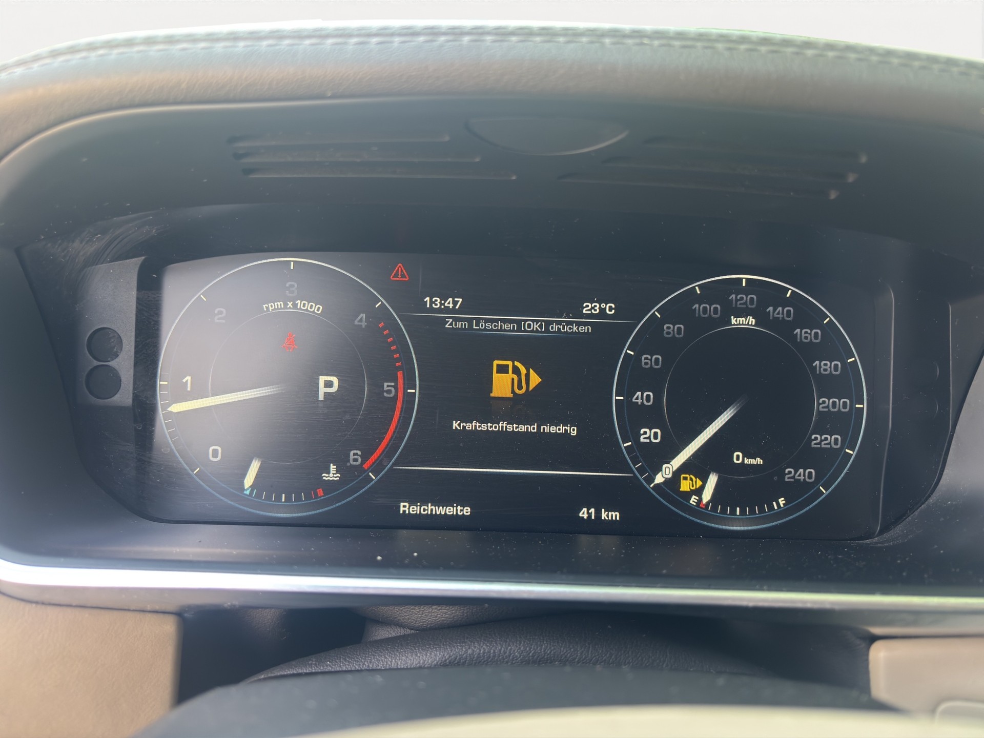 LAND ROVER Range Rover 3.0 TDV6 Vogue Automatic-image-10