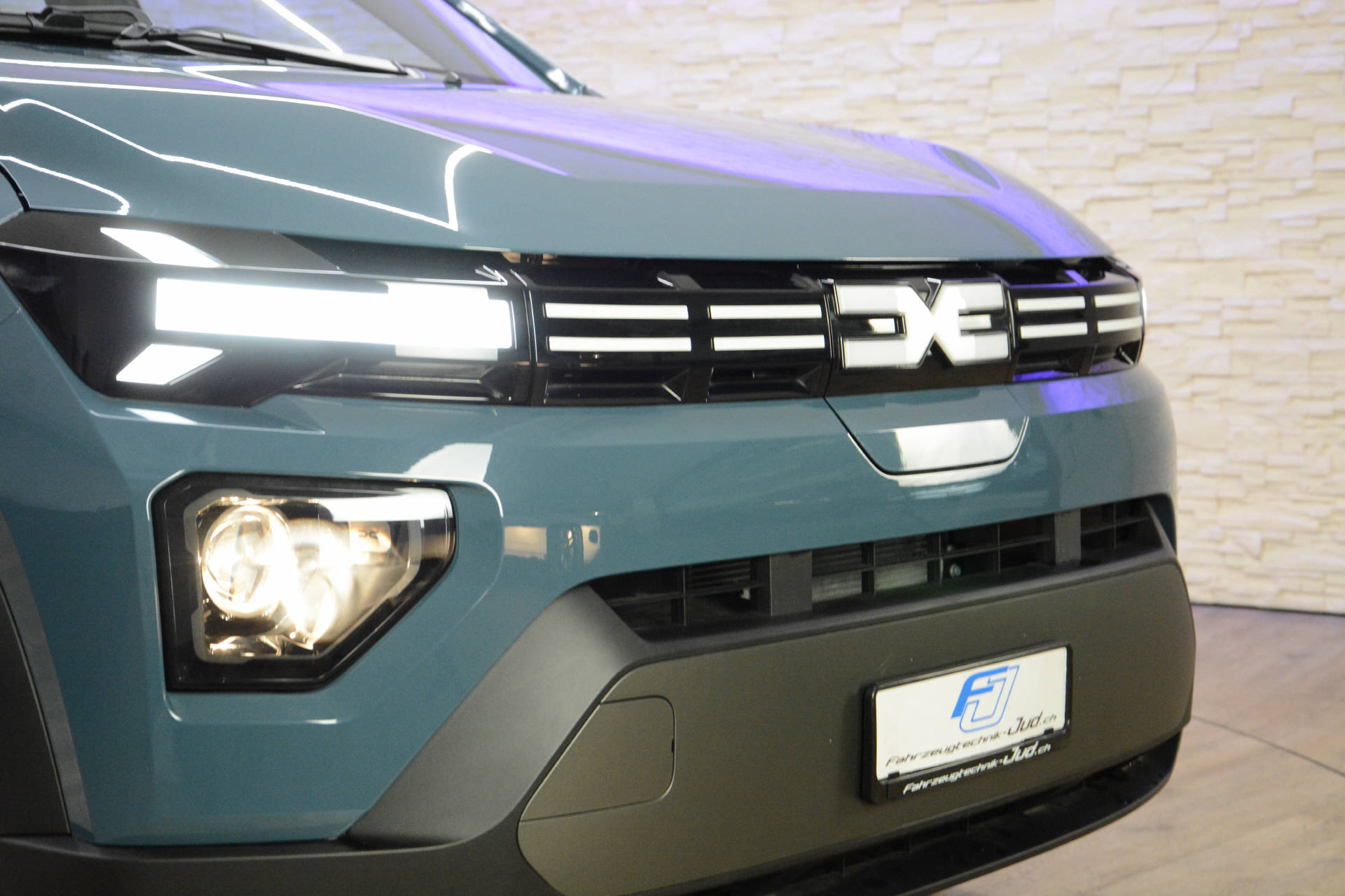 DACIA Spring Expression *CCS-Ladeanschluss*-image-21