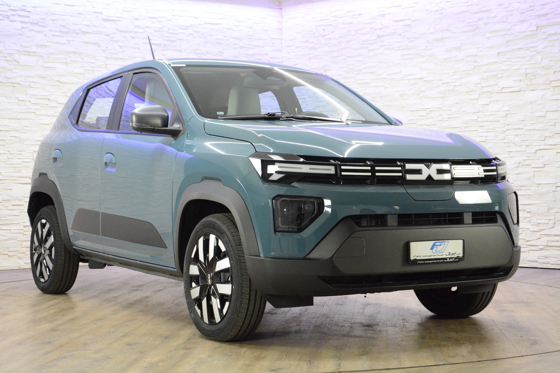 DACIA Spring Expression *CCS-Ladeanschluss*-image-1