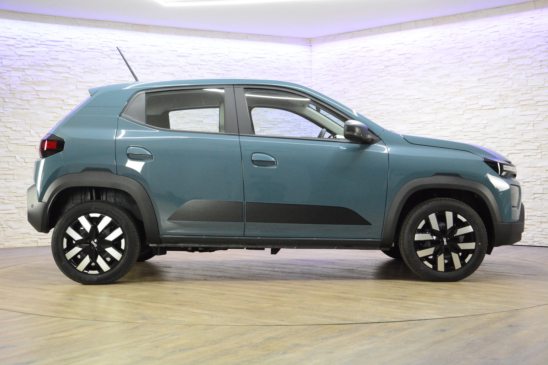 DACIA Spring Expression *CCS-Ladeanschluss*-image-3