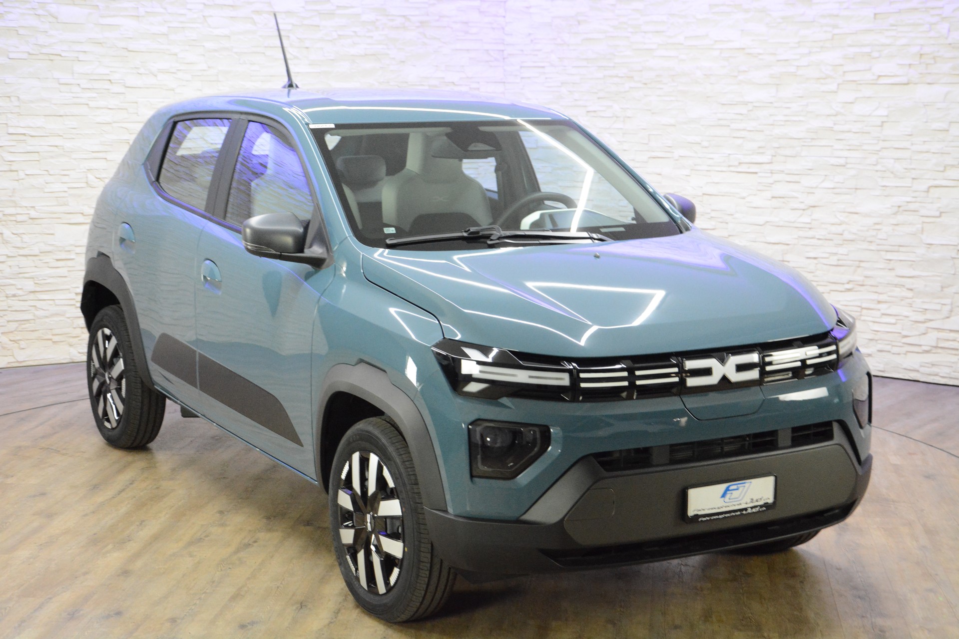 DACIA Spring Expression *CCS-Ladeanschluss*-image-7