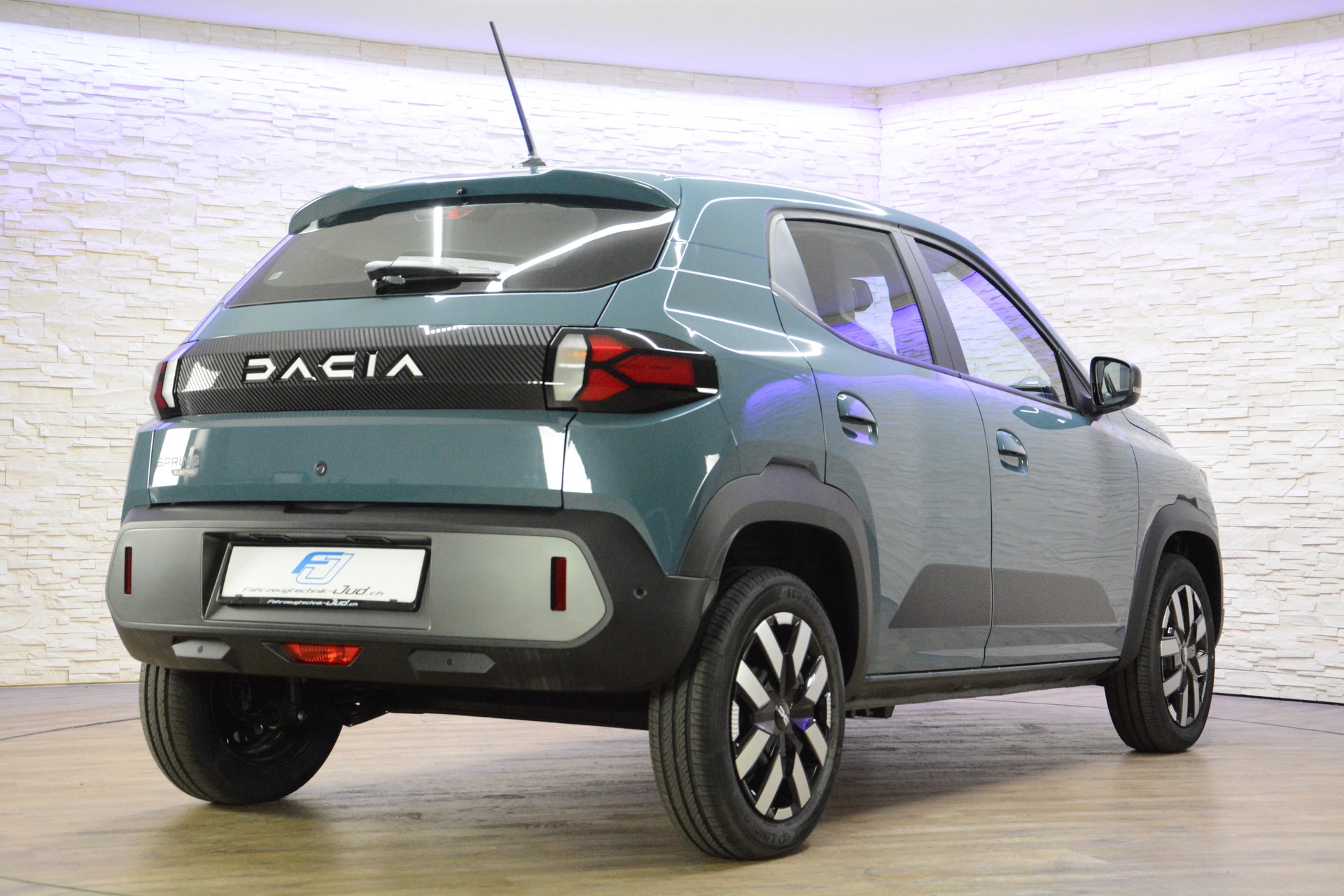 DACIA Spring Expression *CCS-Ladeanschluss*-image-4