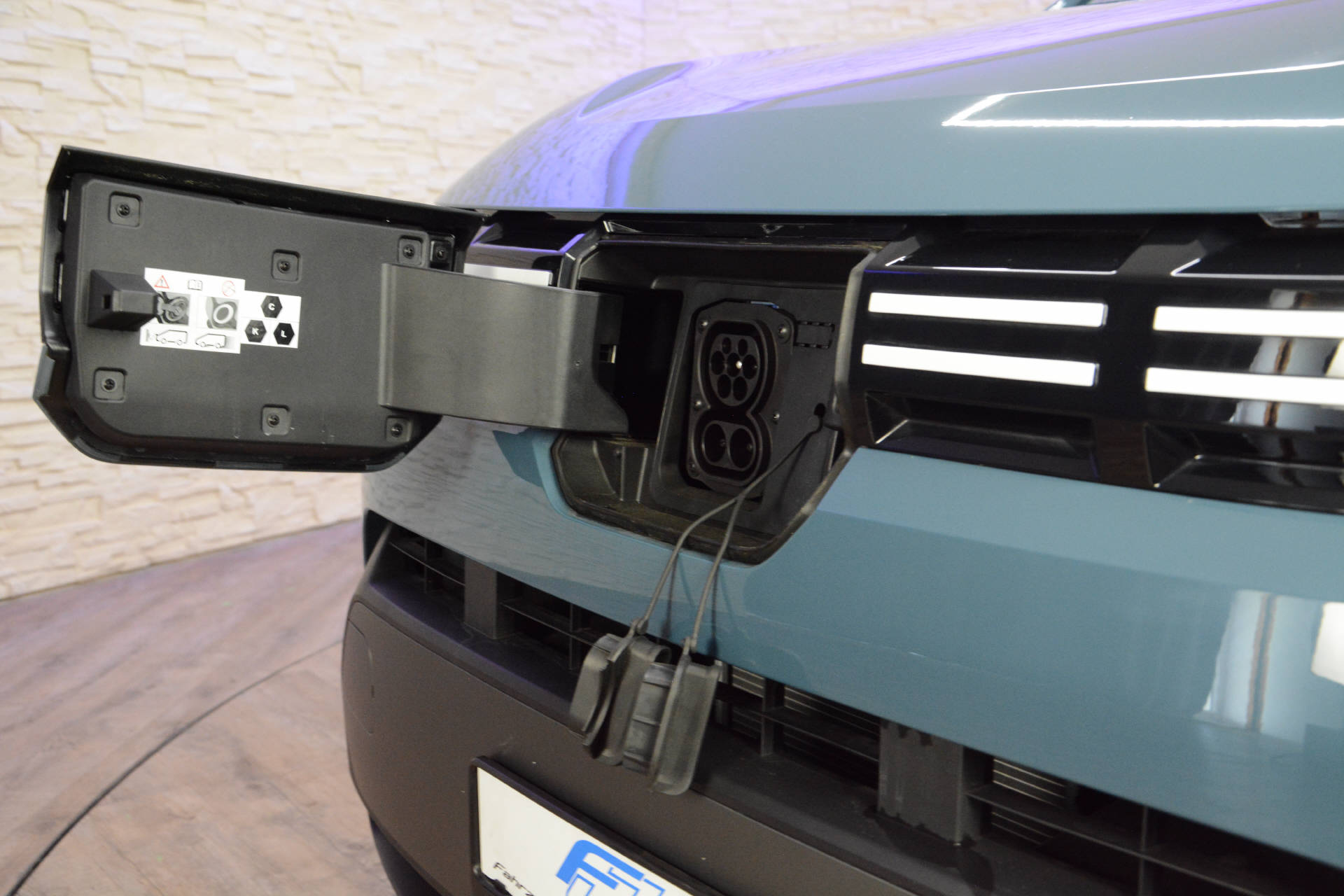 DACIA Spring Expression *CCS-Ladeanschluss*-image-20