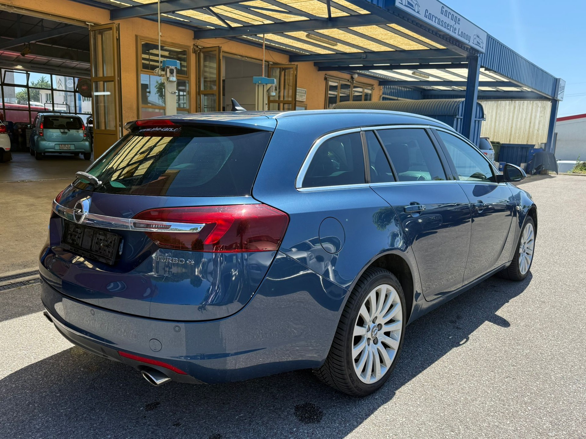 OPEL Insignia Sports Tourer 2.0 Turbo Cosmo 4WD-image-6