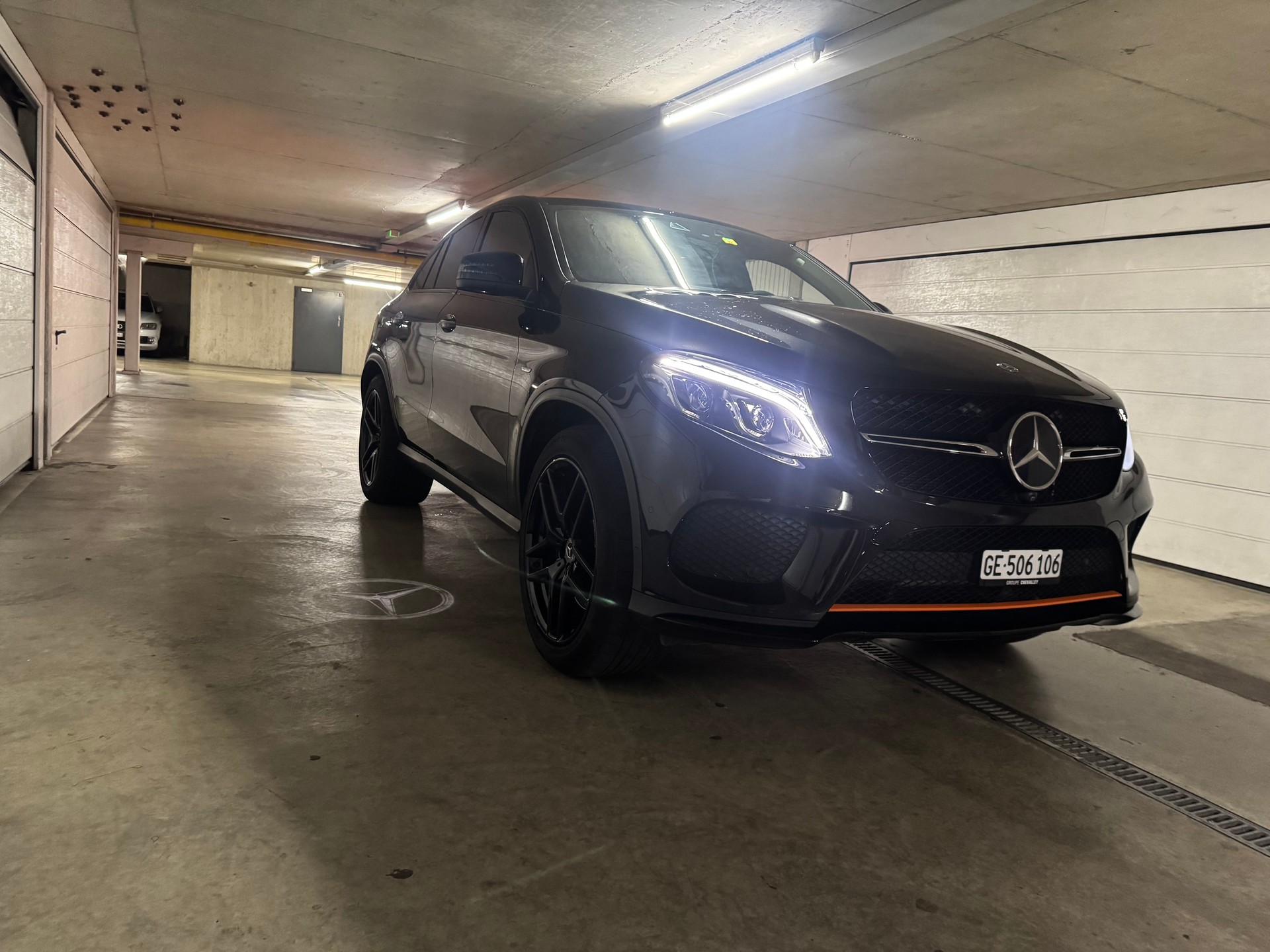 MERCEDES-BENZ GLE 400 V6-image-1