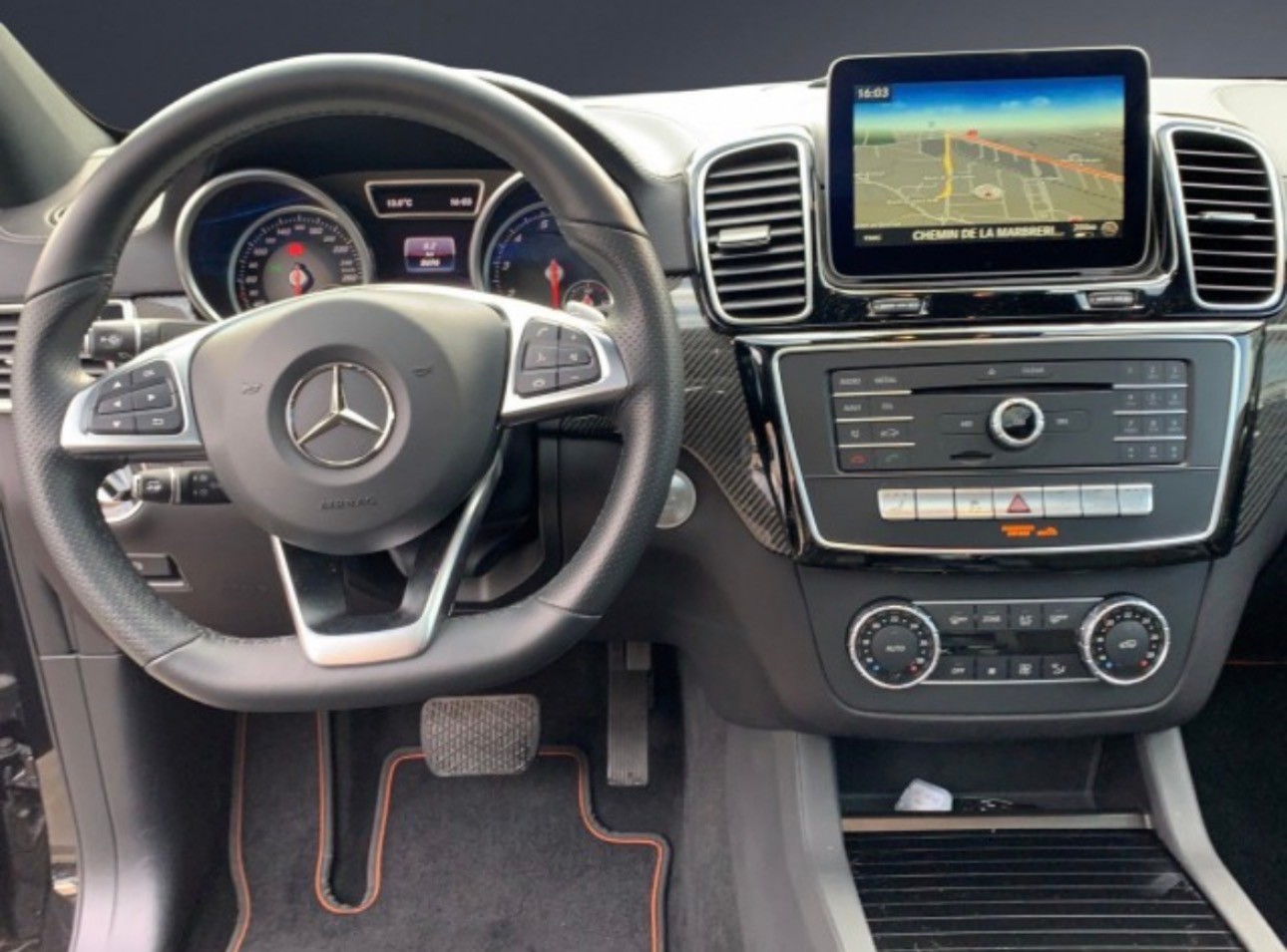 MERCEDES-BENZ GLE 400 V6-image-3