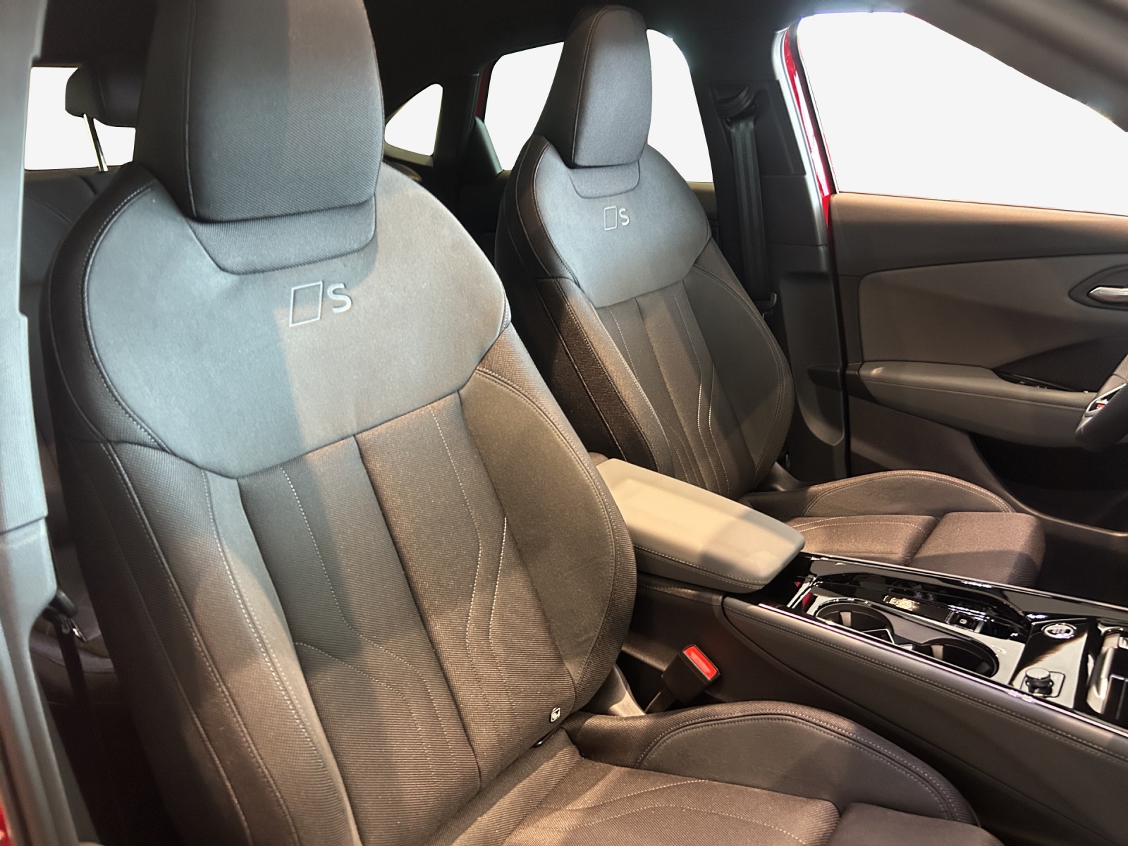 AUDI Q3 Sportback 110 kW TFSI S tronic-image-14