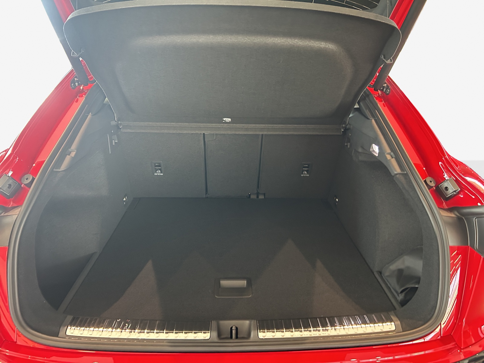 AUDI Q3 Sportback 110 kW TFSI S tronic-image-12