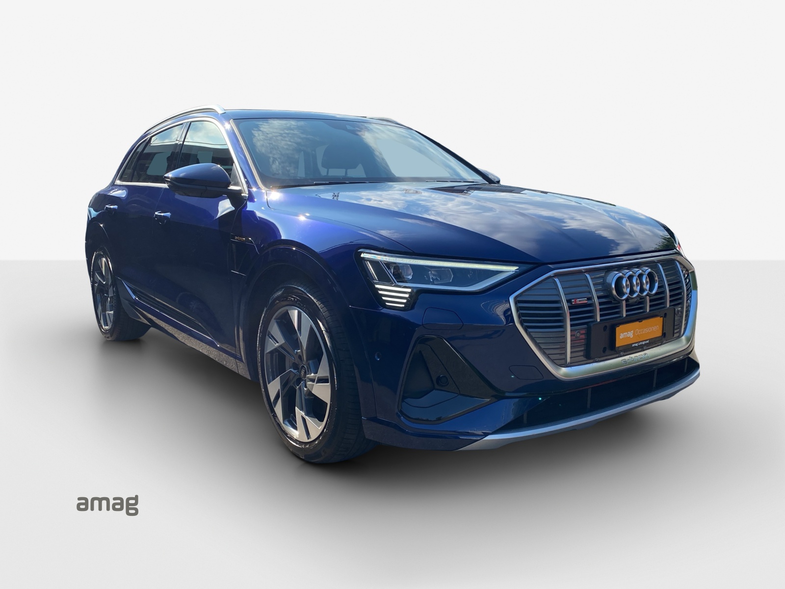 AUDI e-tron 50 S Line Attraction quattro-image-15