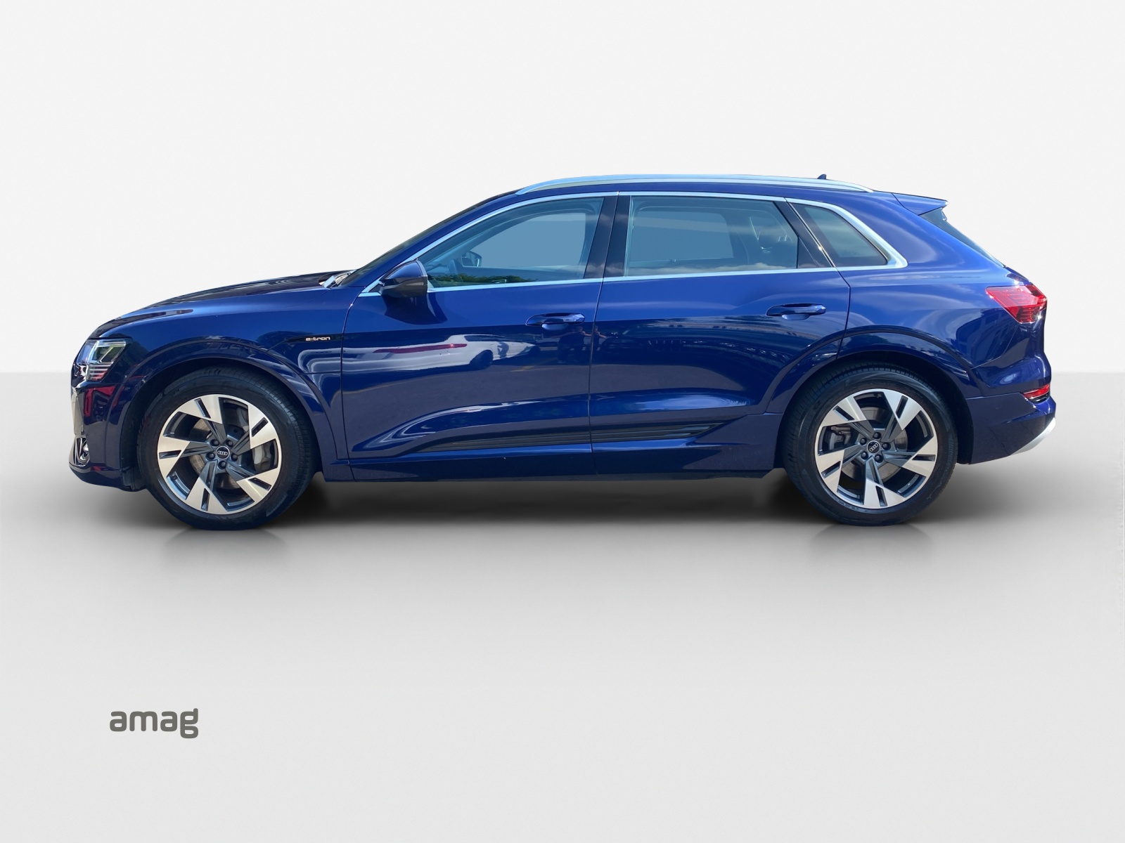 AUDI e-tron 50 S Line Attraction quattro-image-1