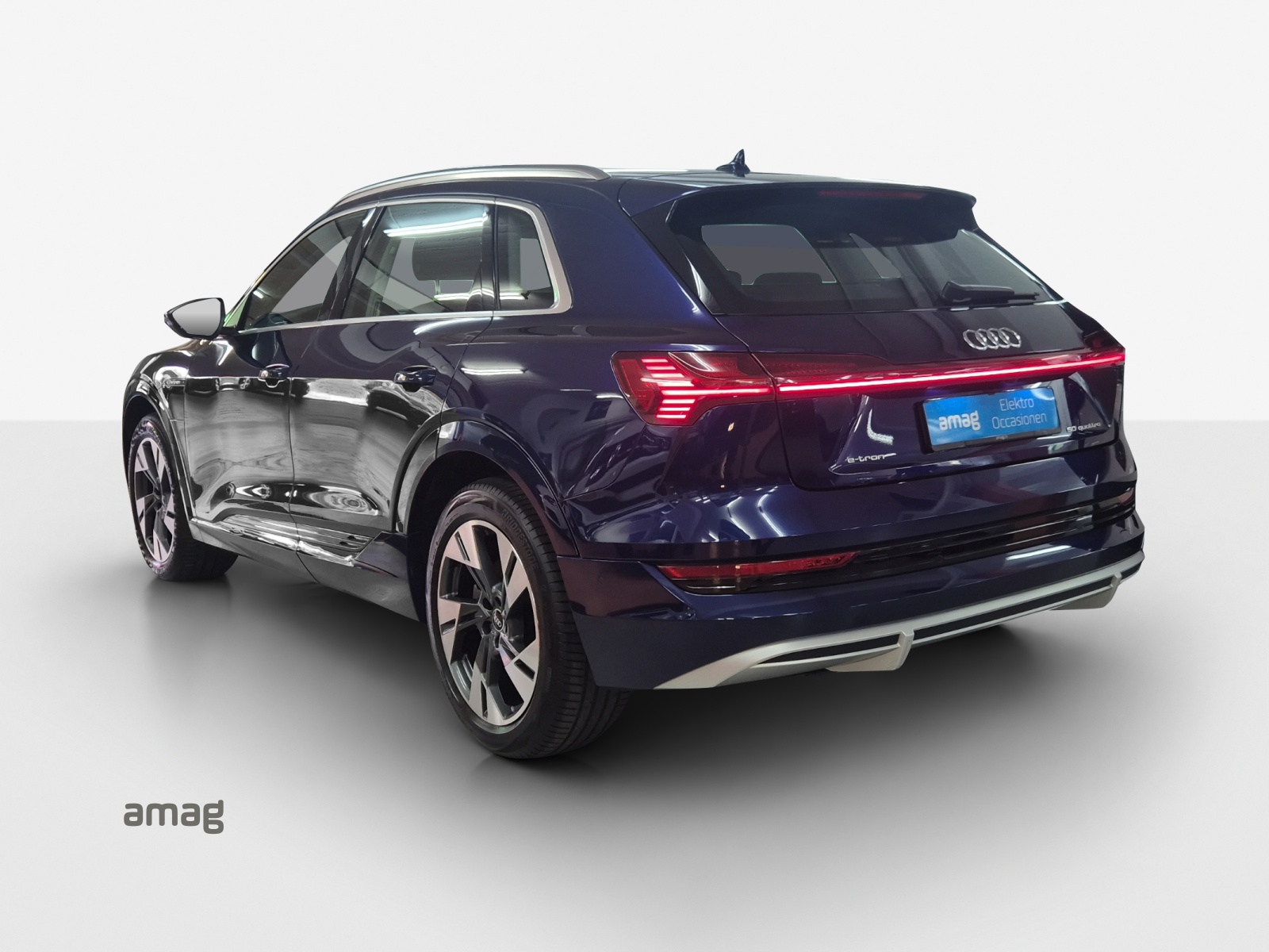 AUDI e-tron 50 S Line Attraction quattro-image-2
