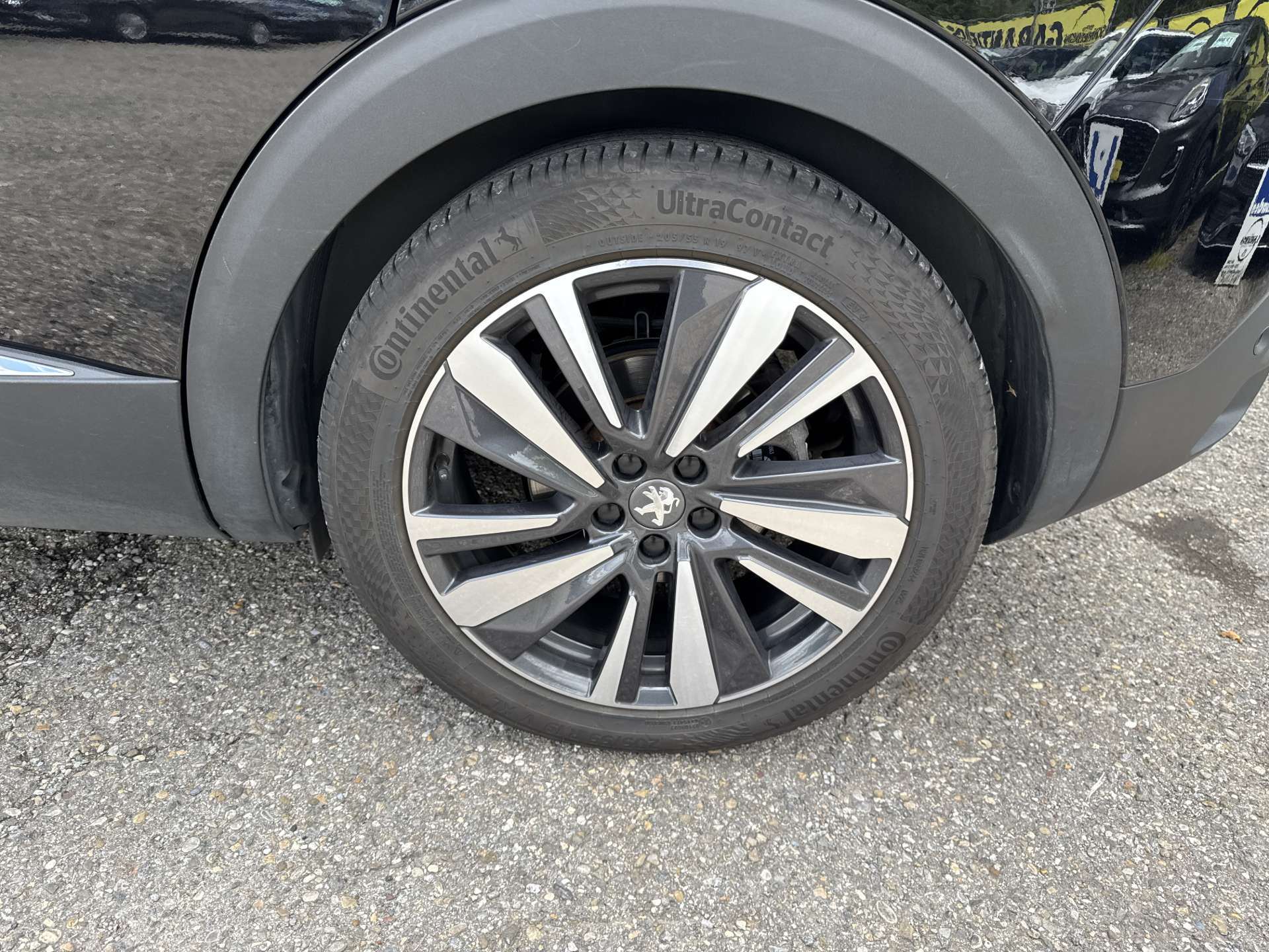 PEUGEOT 3008 300e Hybrid4 GT Pack EAT8-Automat-image-9
