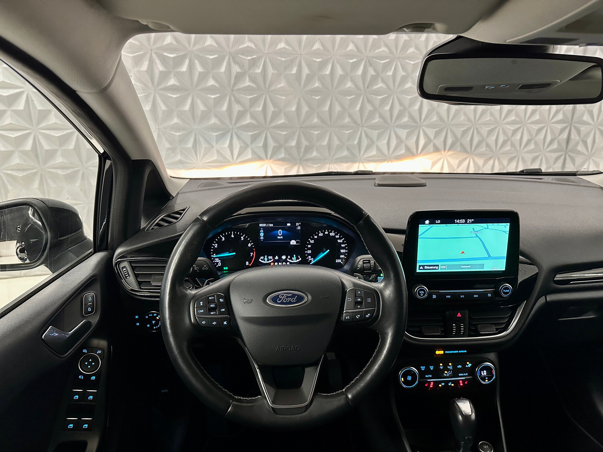 FORD Fiesta 1.0 SCTi Titanium Automat-image-20