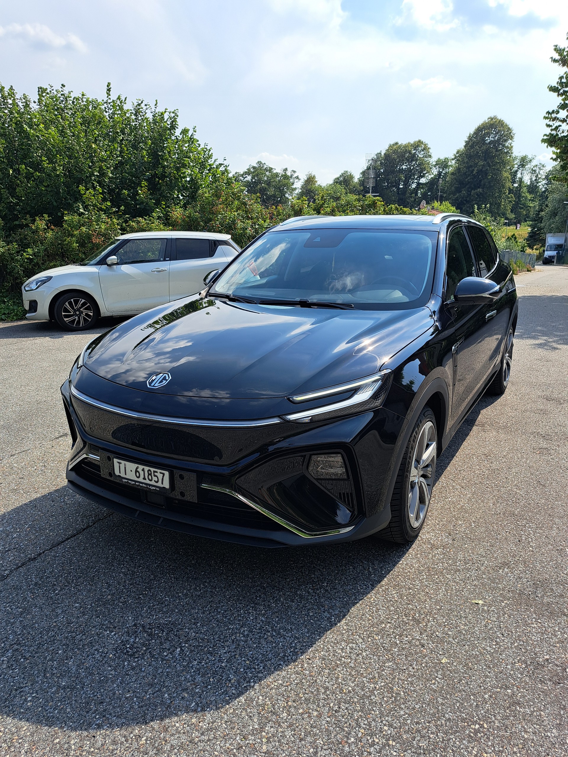 MG 70kWh Performace 4WD-image-0