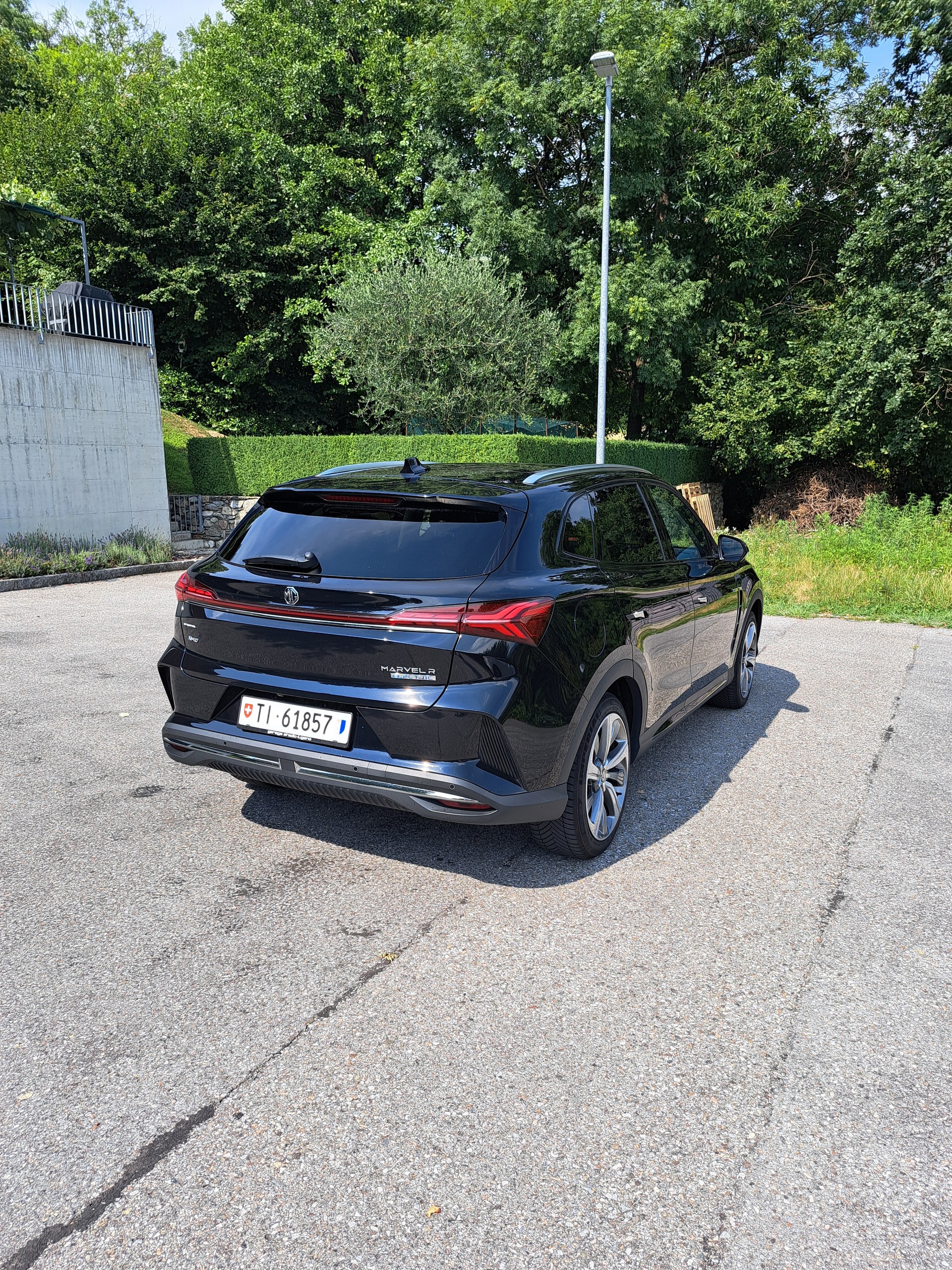 MG 70kWh Performace 4WD-image-4