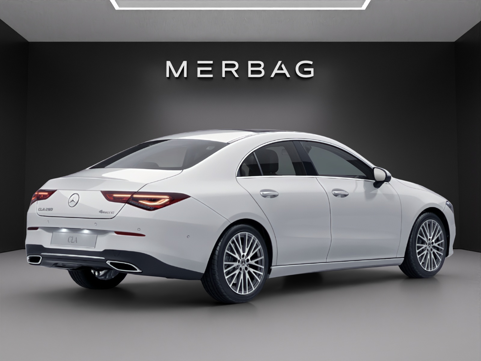 MERCEDES-BENZ CLA 250 4Matic Progressive 7G-DCT-image-5