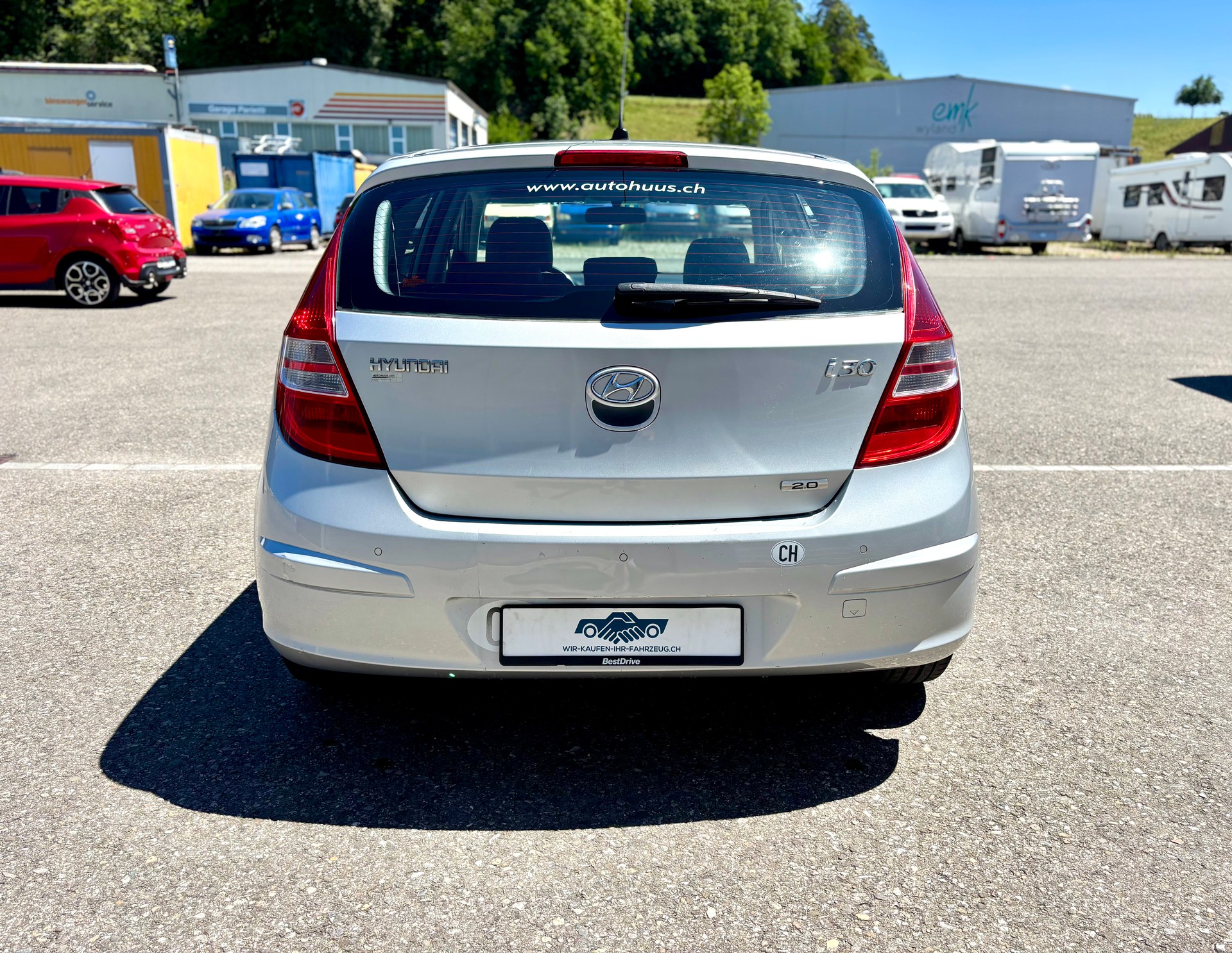 HYUNDAI i30 2.0 Premium Automatic-image-4