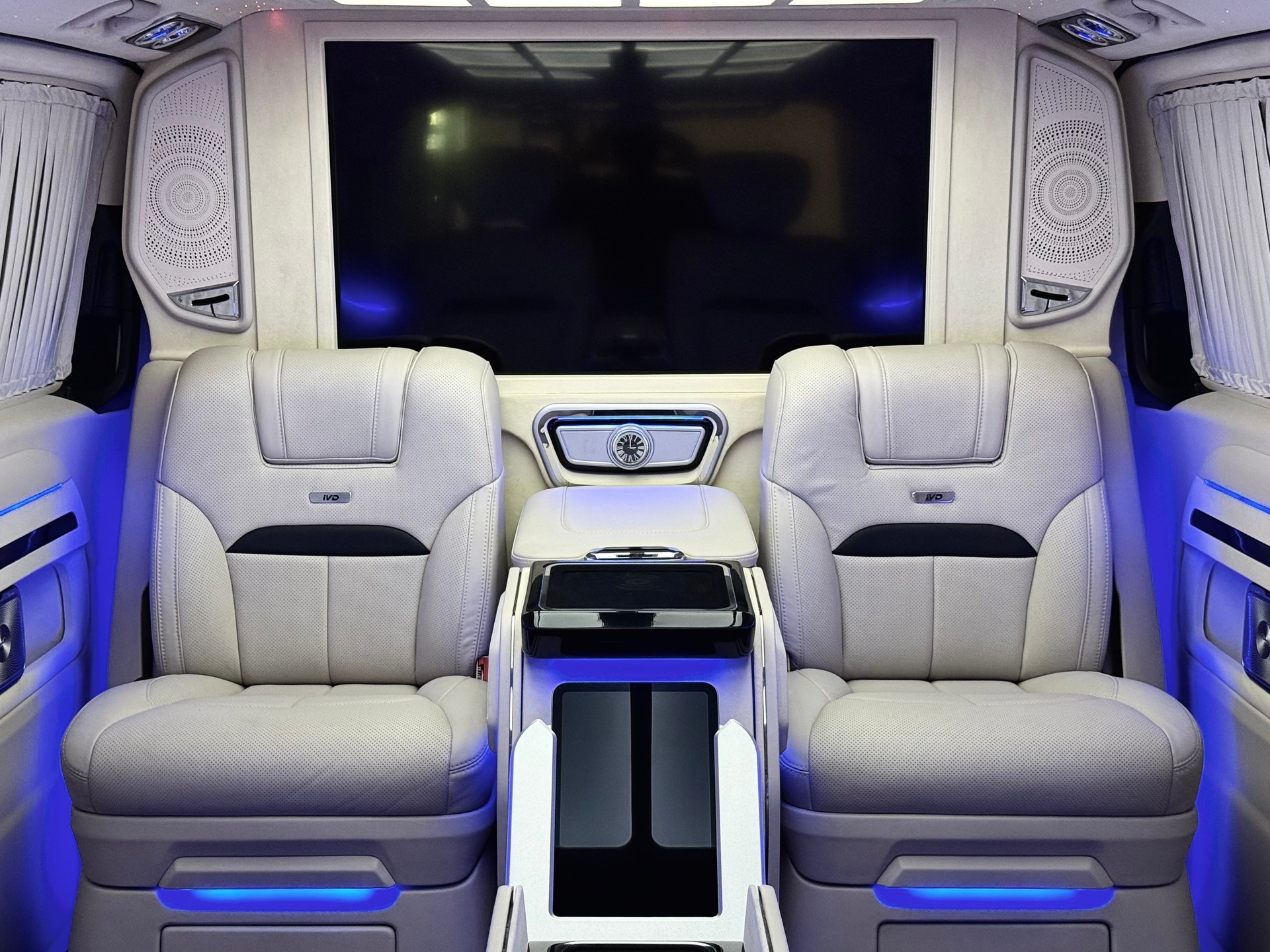 MERCEDES-BENZ VIP UMBAU | DTC GEPRÜFTES FZG-image-6
