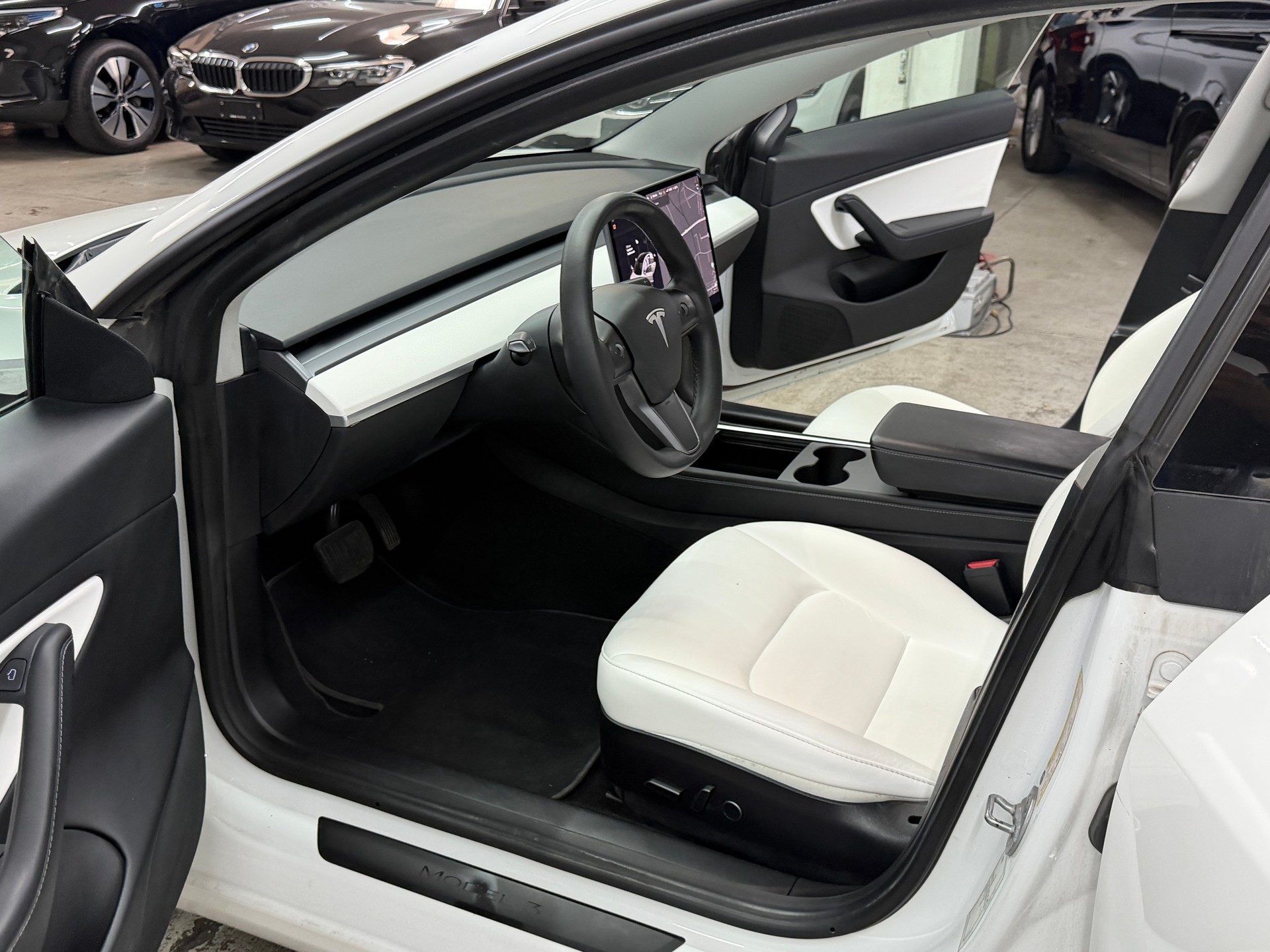 TESLA Model 3 Long Range Dual Motor AWD-image-6