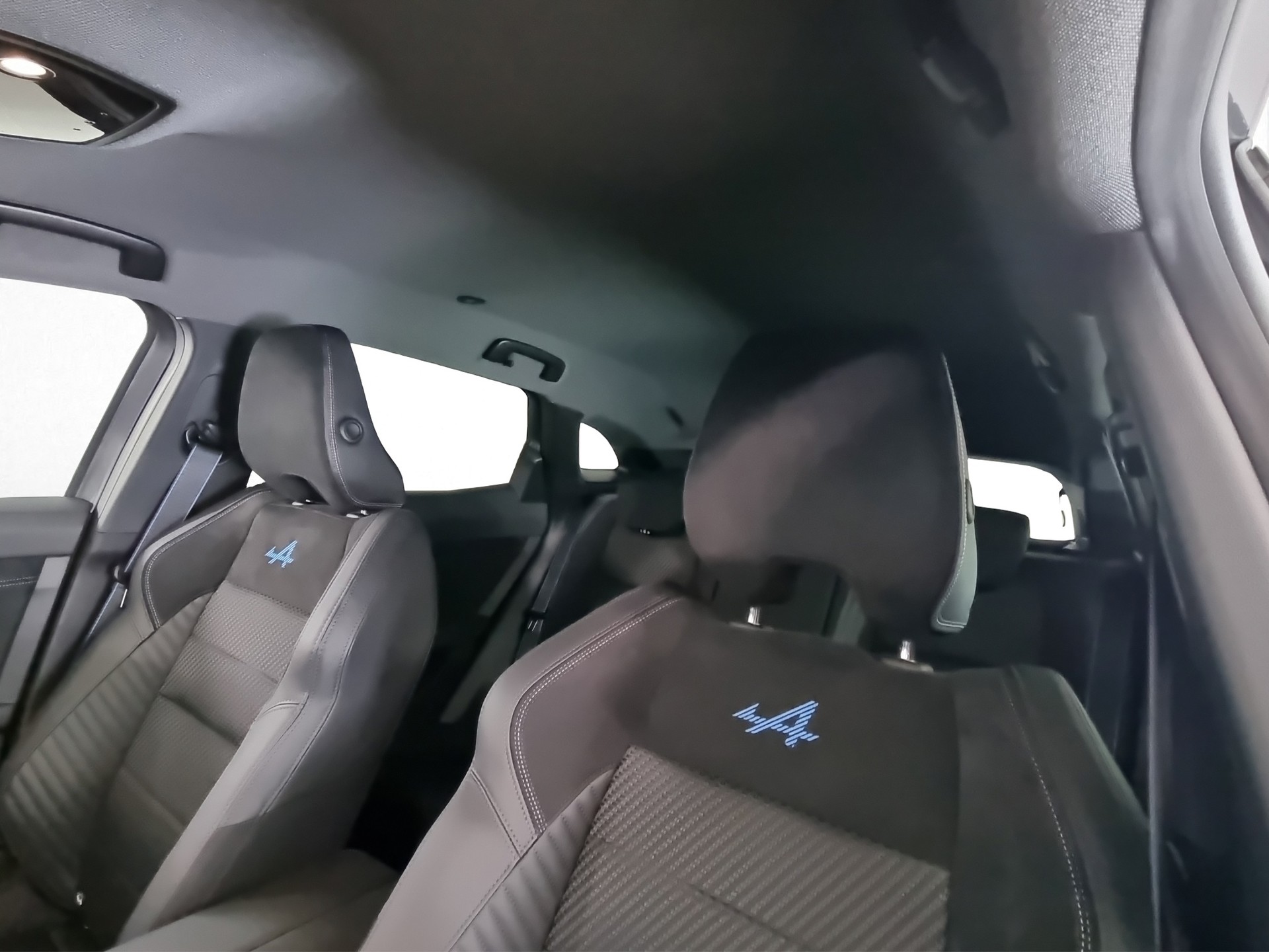 RENAULT Austral 1.2 Esprit Alpine HEV 200-image-12