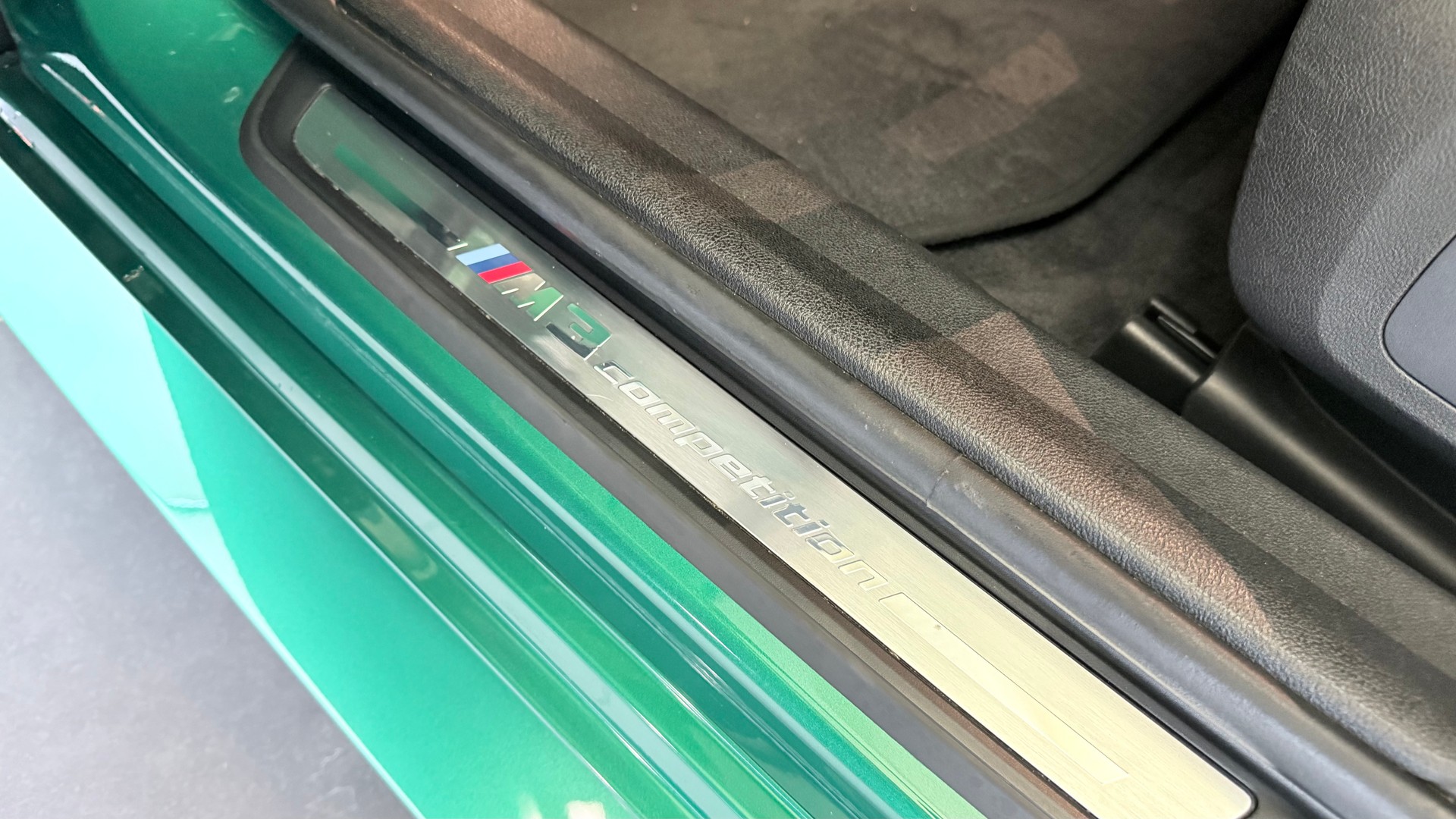 BMW M3 Competition xDrive-image-14