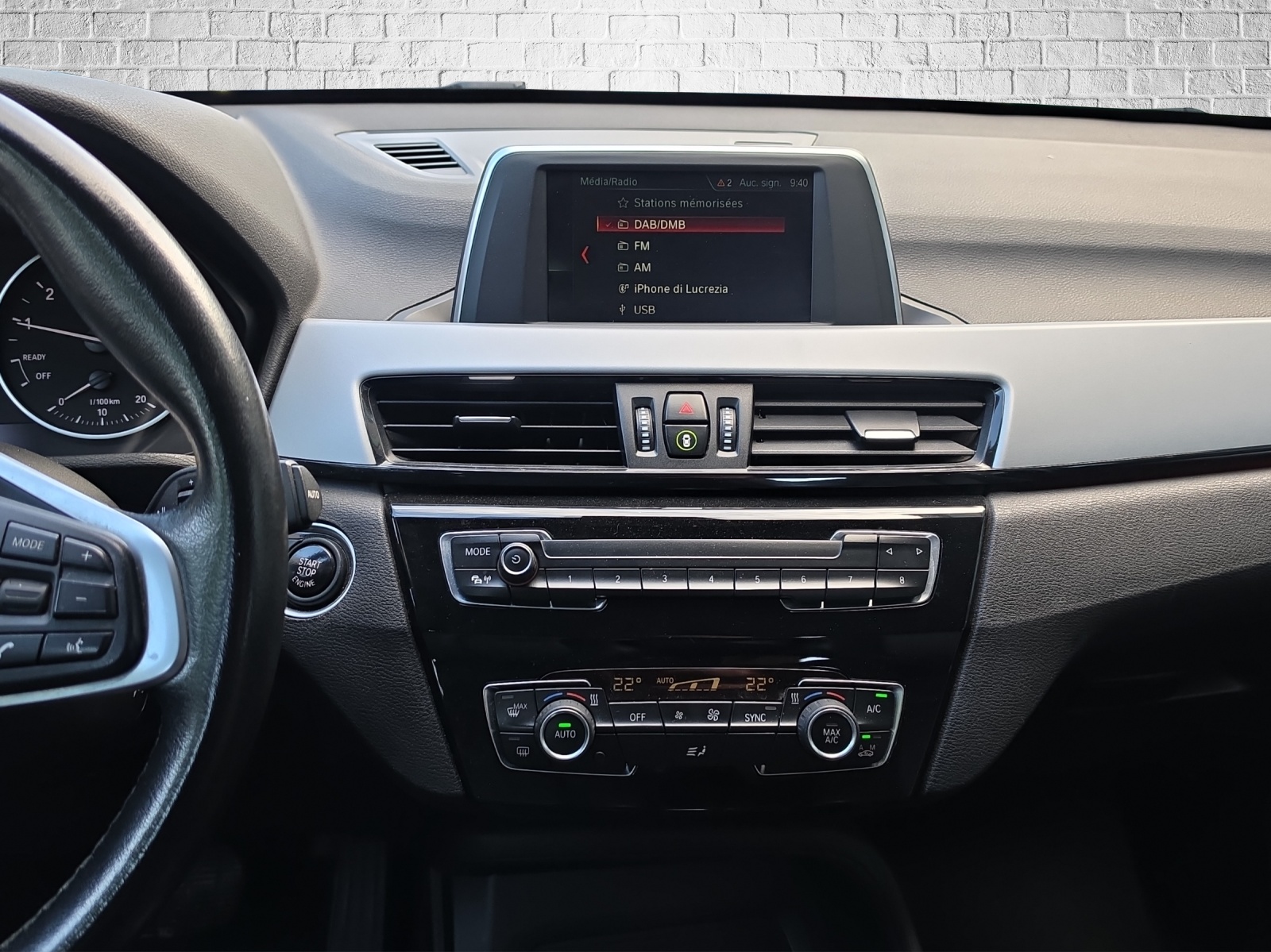 BMW X1 sDrive 18i Sport Line Steptronic-image-13