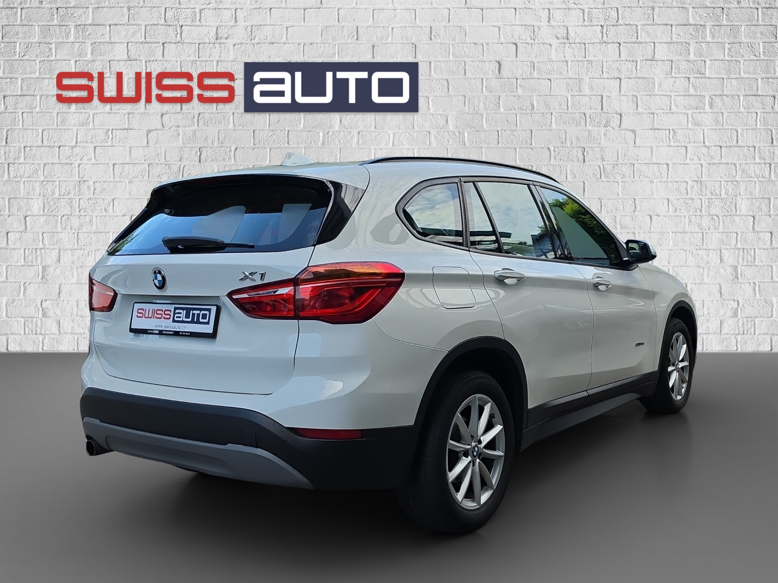 BMW X1 sDrive 18i Sport Line Steptronic-image-4