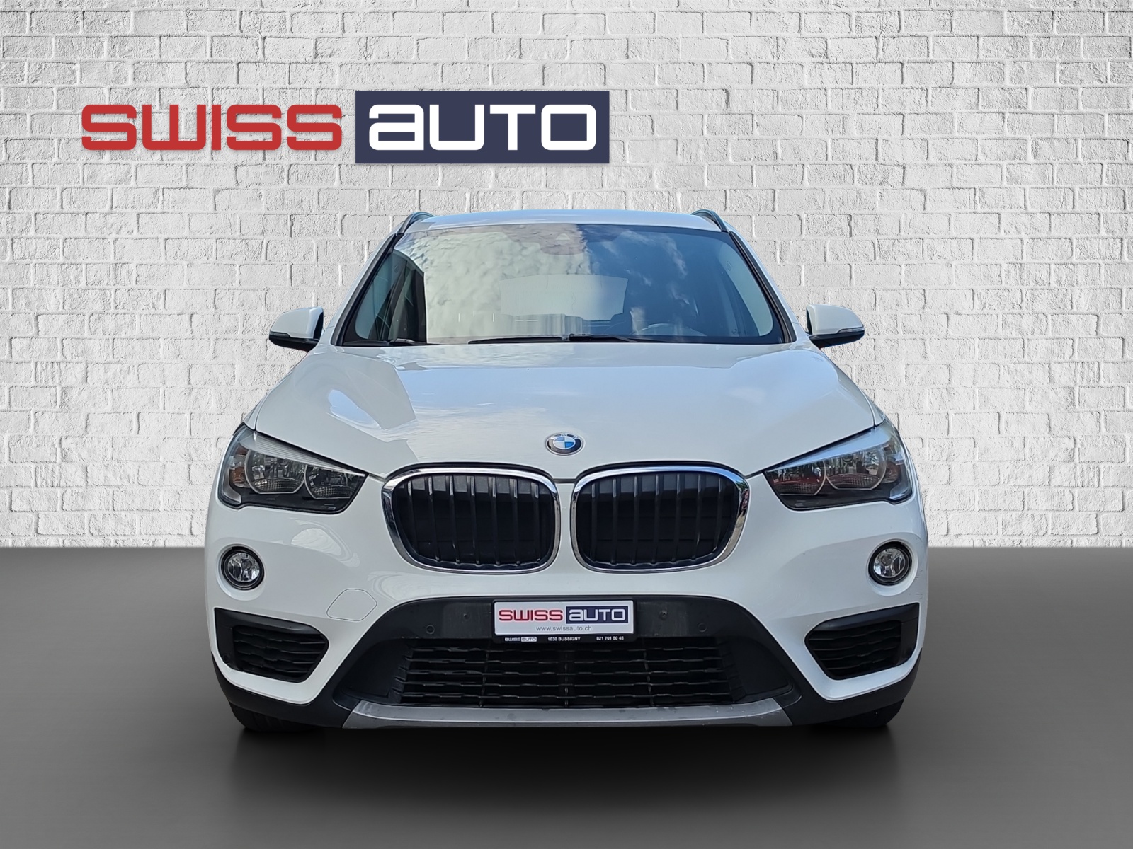 BMW X1 sDrive 18i Sport Line Steptronic-image-1