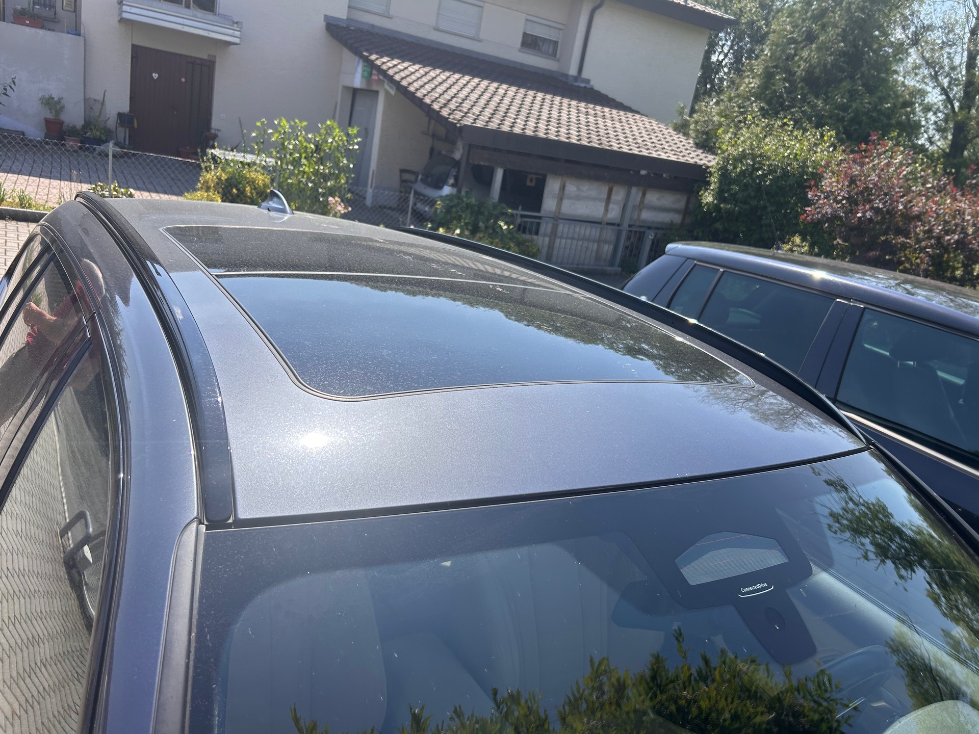 BMW 330d xDrive-image-2