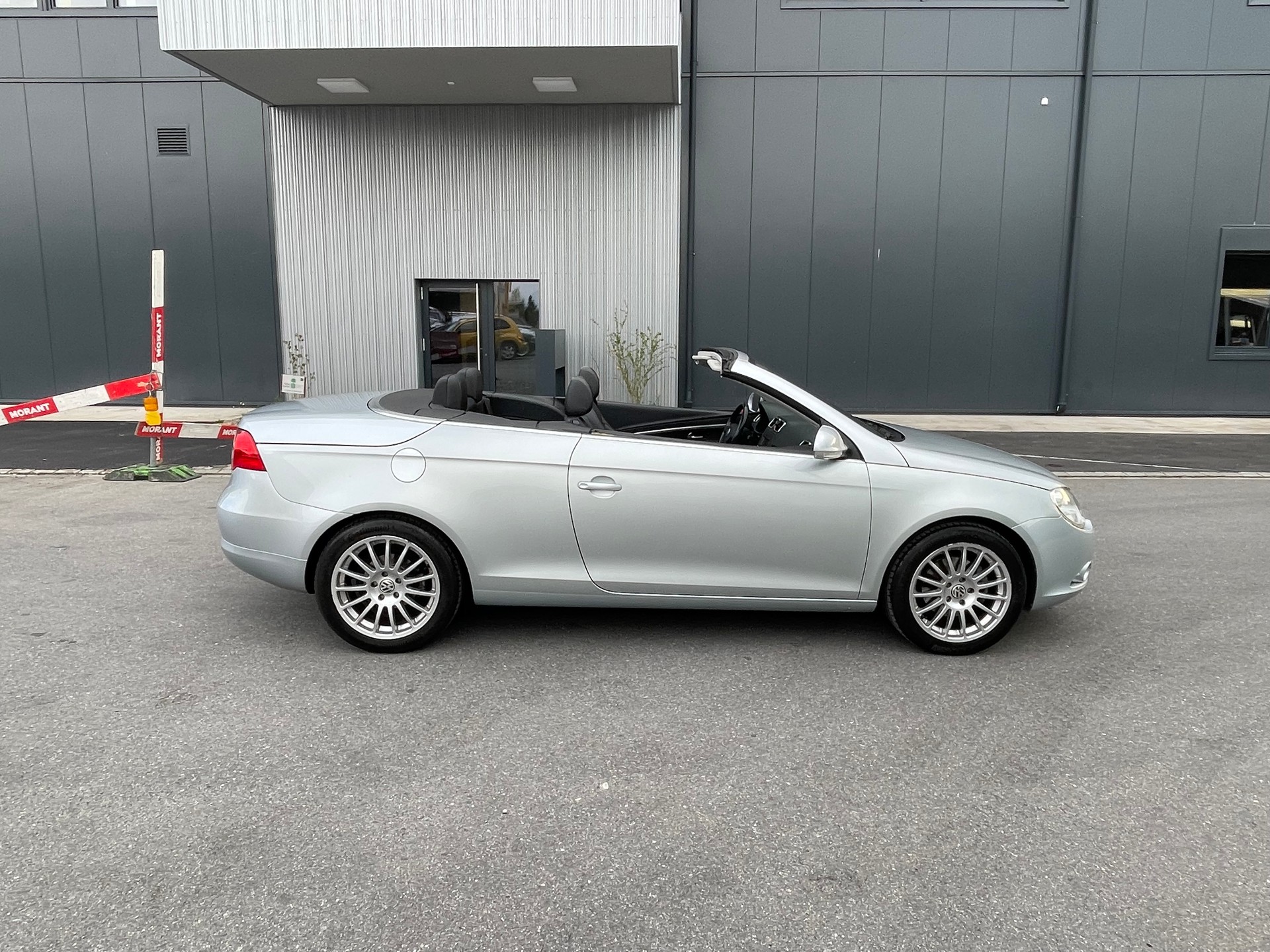 VW Eos 2.0 FSI-image-7