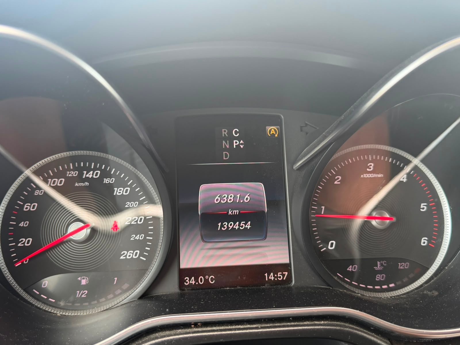 MERCEDES-BENZ V 220 d Avantgarde lang 7G-Tronic*8-Plätze*-image-12