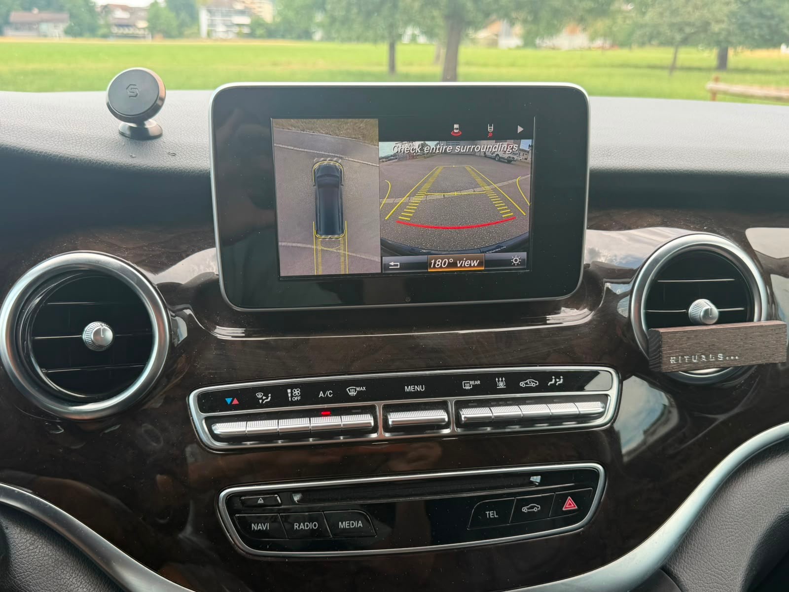 MERCEDES-BENZ V 220 d Avantgarde lang 7G-Tronic*8-Plätze*-image-14