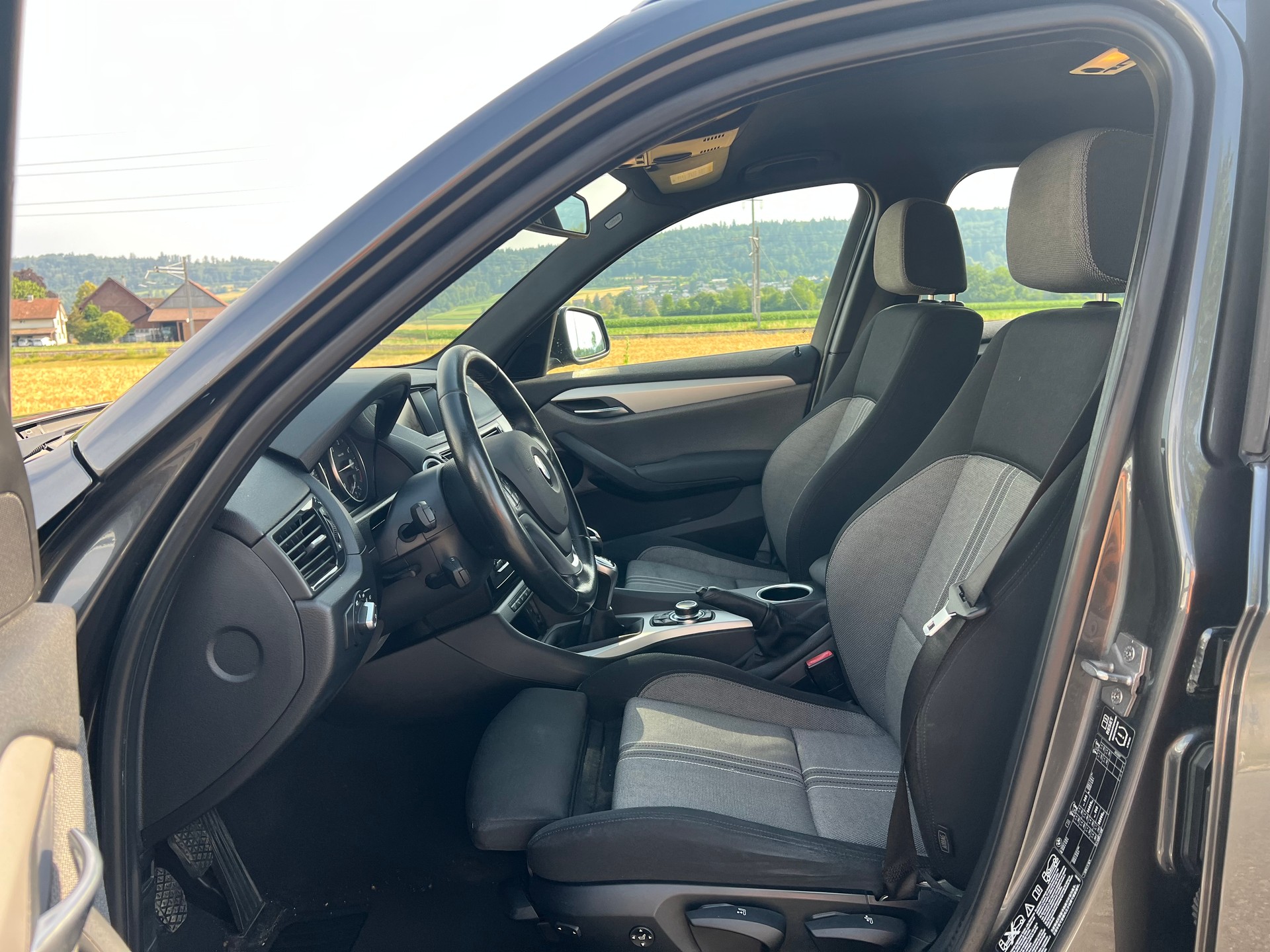 BMW X1 xDrive 20d Sport Line- AWD- 4X4-image-26