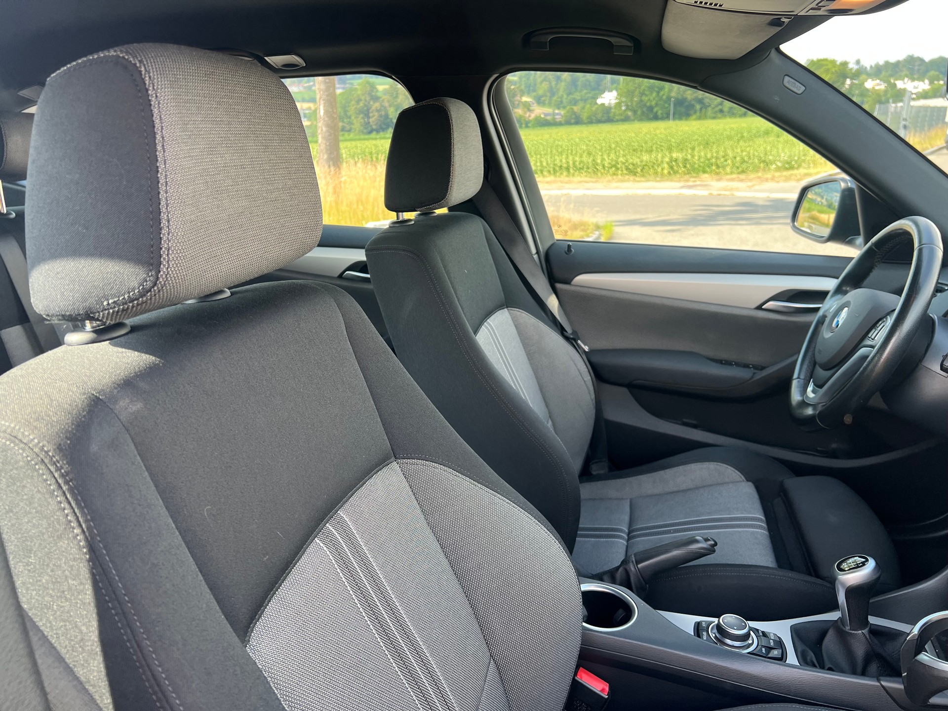 BMW X1 xDrive 20d Sport Line- AWD- 4X4-image-23