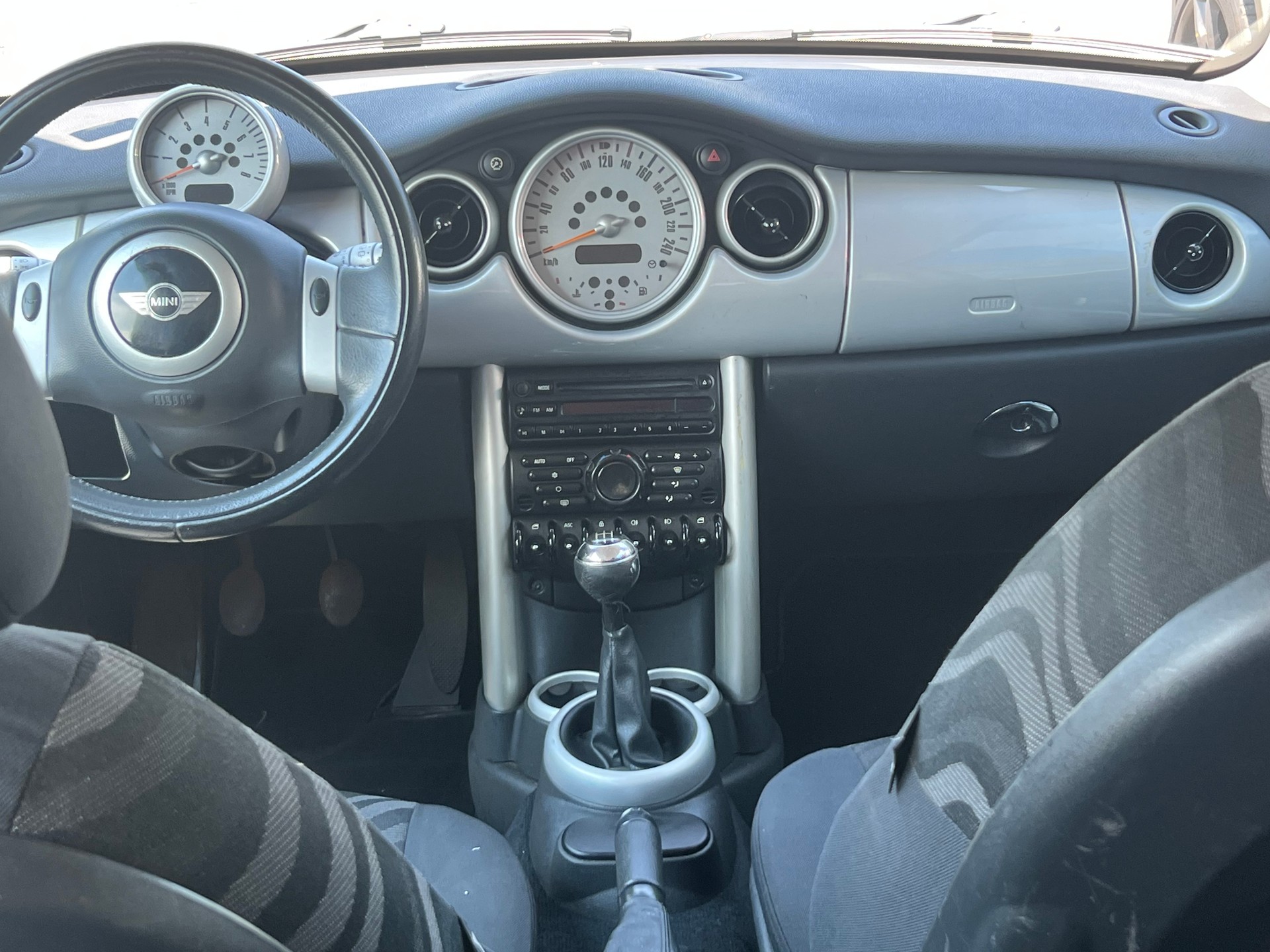 MINI One-image-7