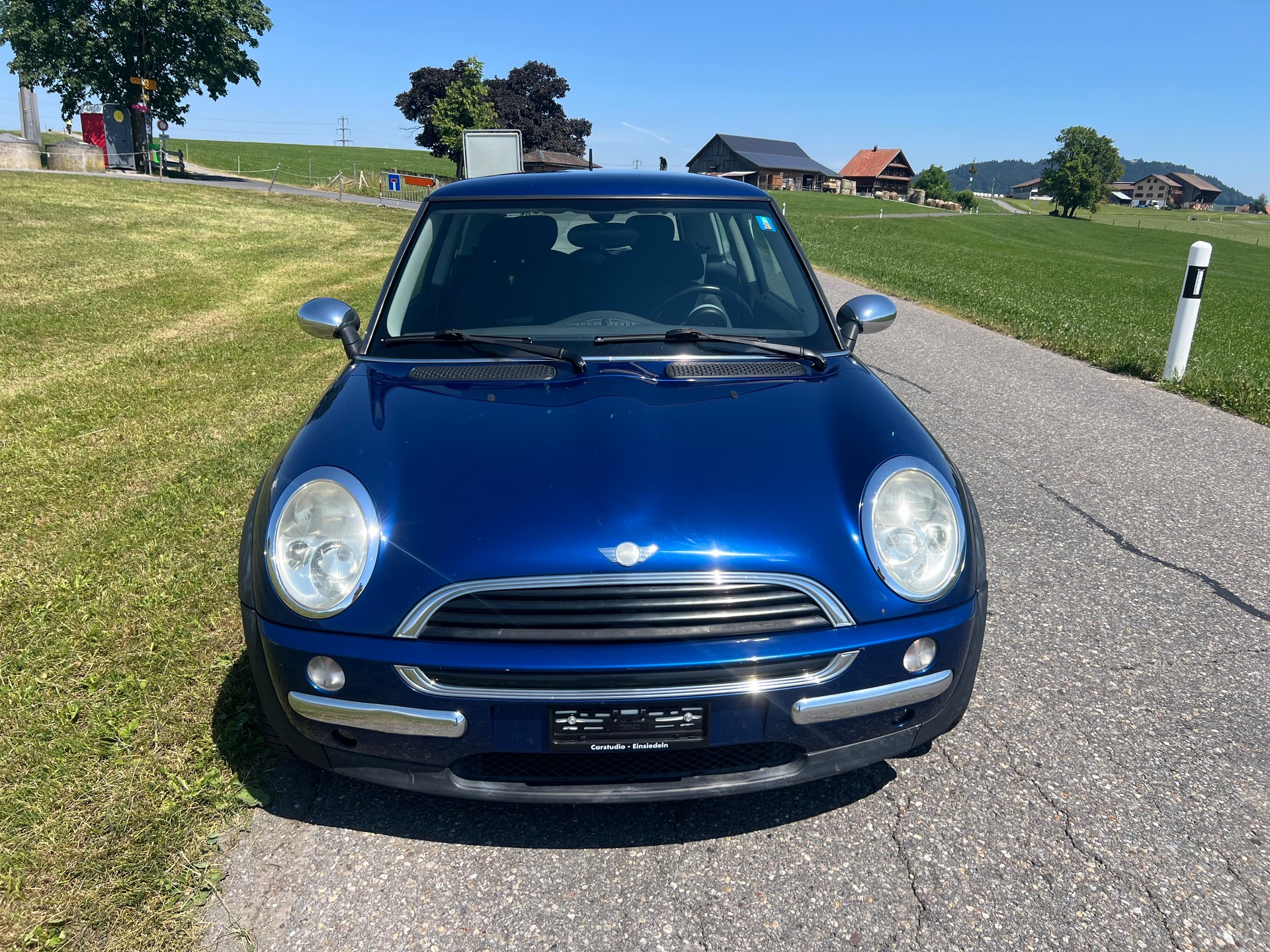 MINI One-image-1
