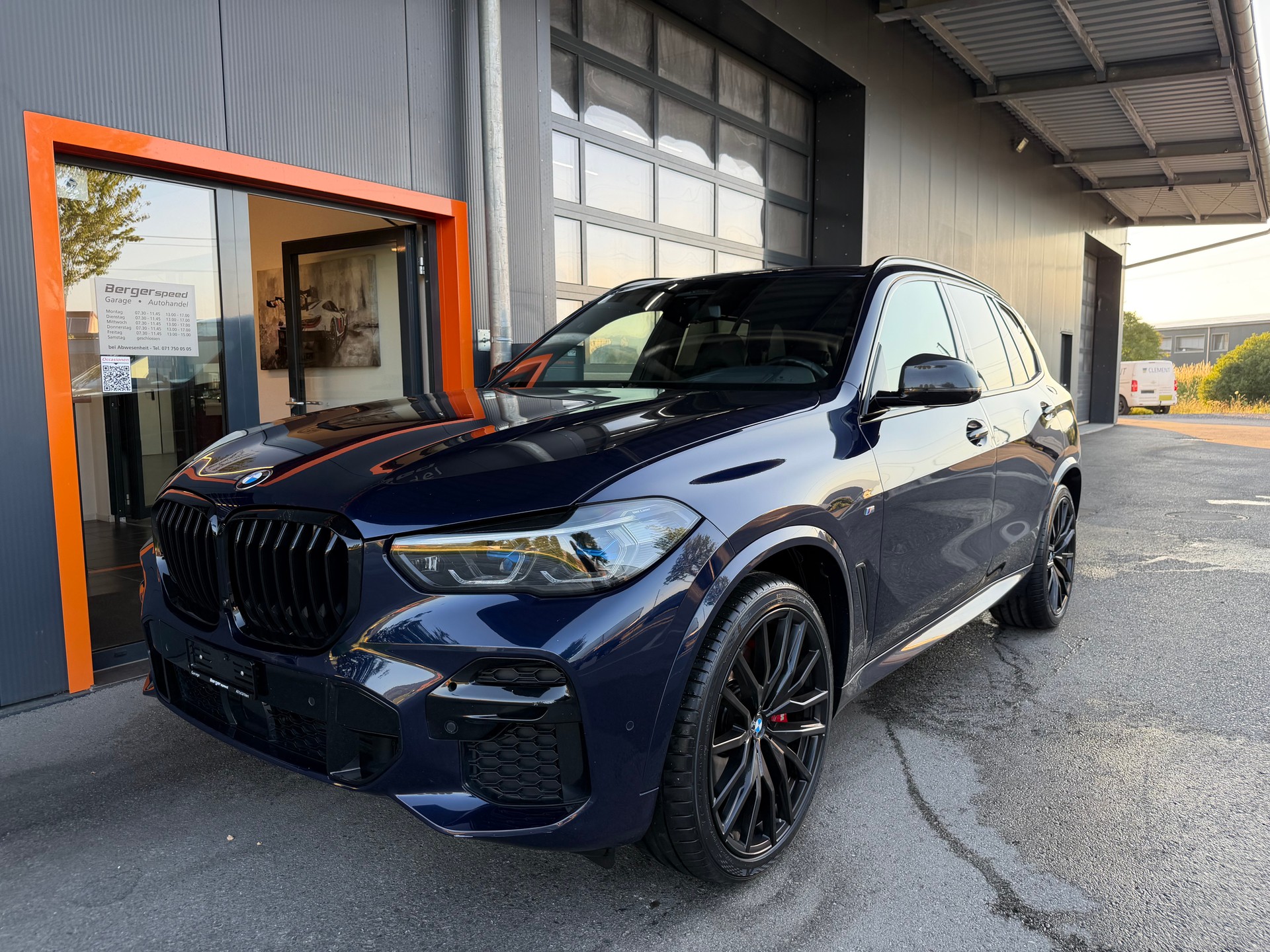 BMW X5 xDrive 48V 30d M Sport Steptronic-image-4