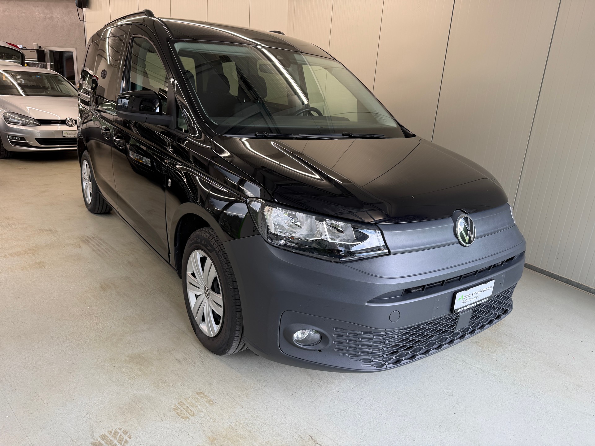 VW Caddy 2.0 TDI 4Motion Comfort-image-0