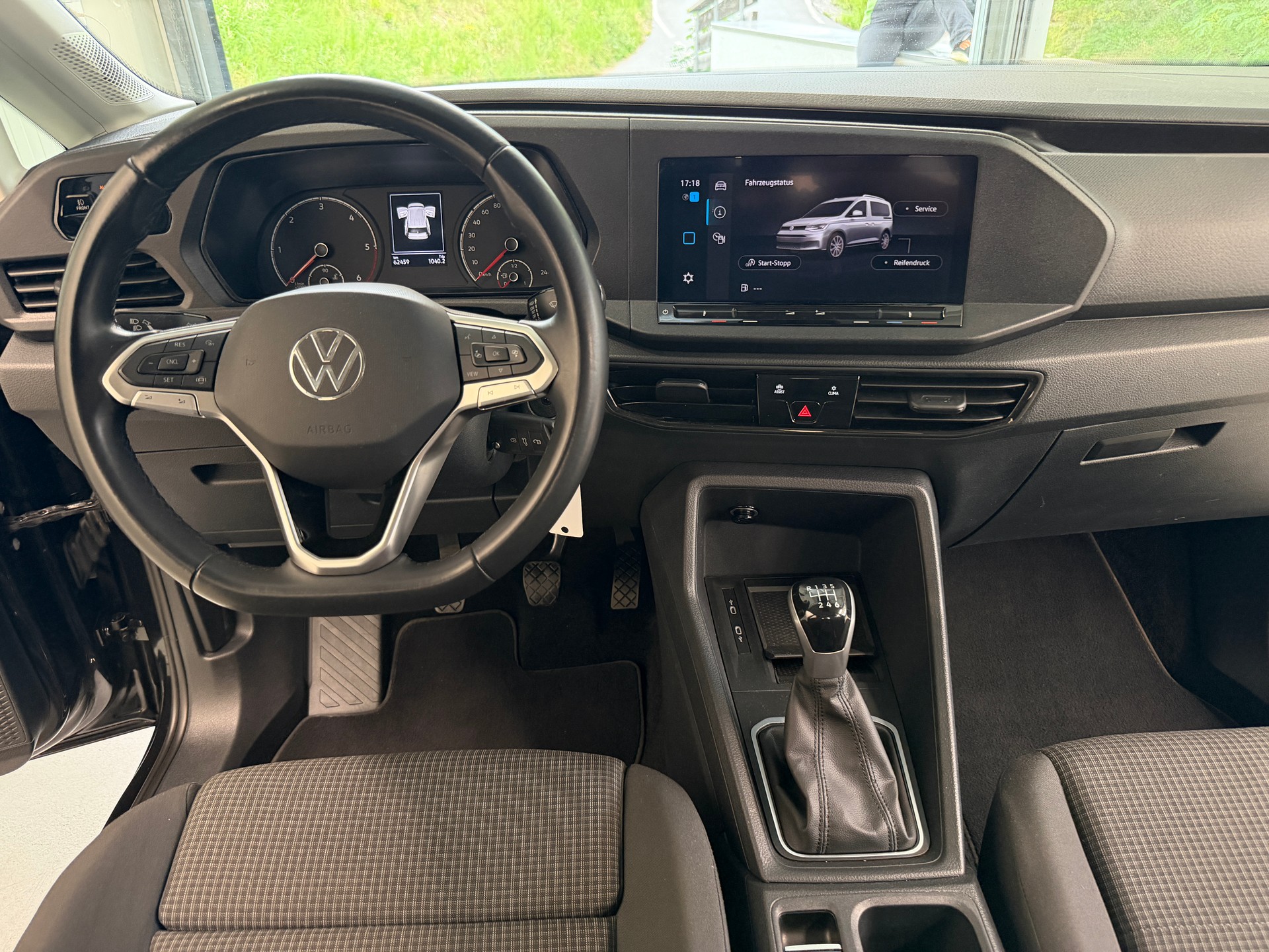 VW Caddy 2.0 TDI 4Motion Comfort-image-22