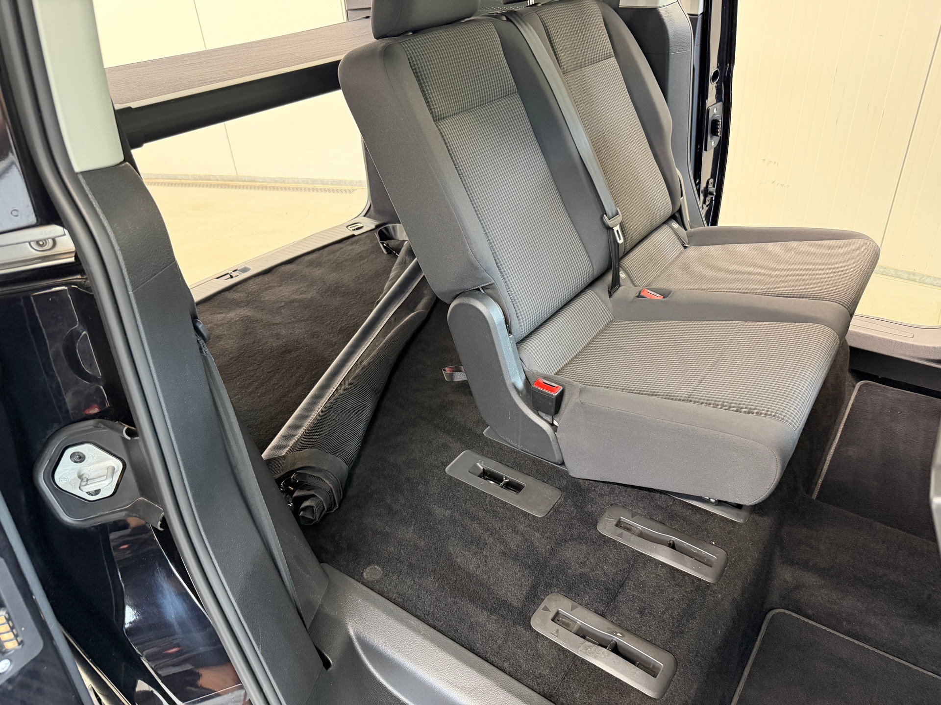 VW Caddy 2.0 TDI 4Motion Comfort-image-18