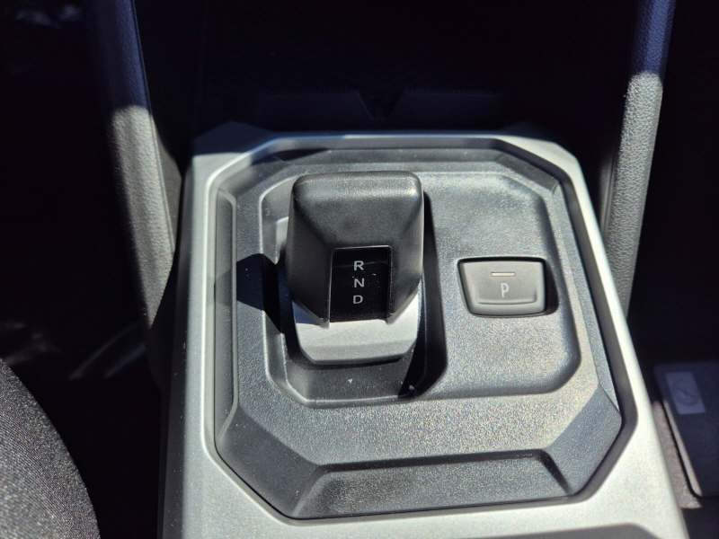 DACIA Duster 1.2 Hybrid Journey 4WD-image-11