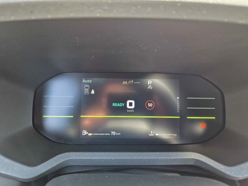 DACIA Duster 1.2 Hybrid Journey 4WD-image-5