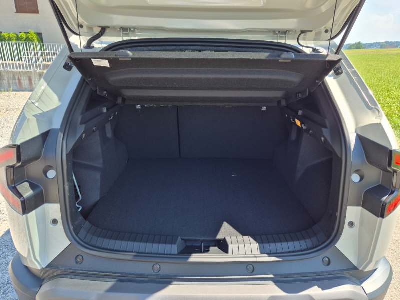 DACIA Duster 1.2 Hybrid Journey 4WD-image-15