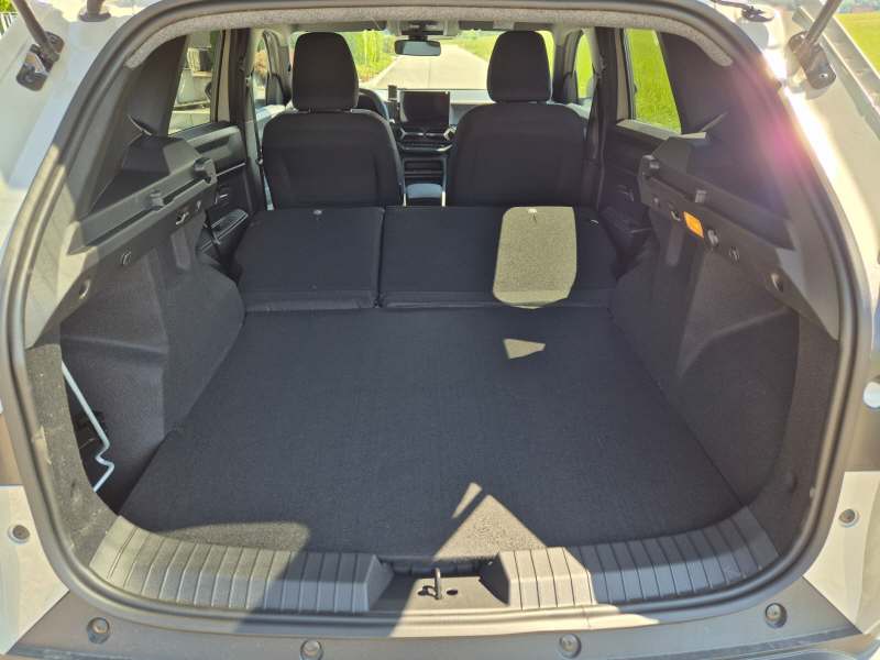 DACIA Duster 1.2 Hybrid Journey 4WD-image-14